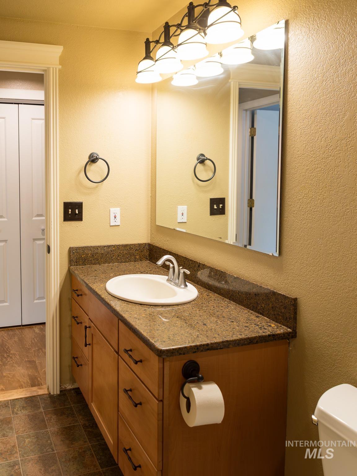 513 Ridge Way Property Photo 11