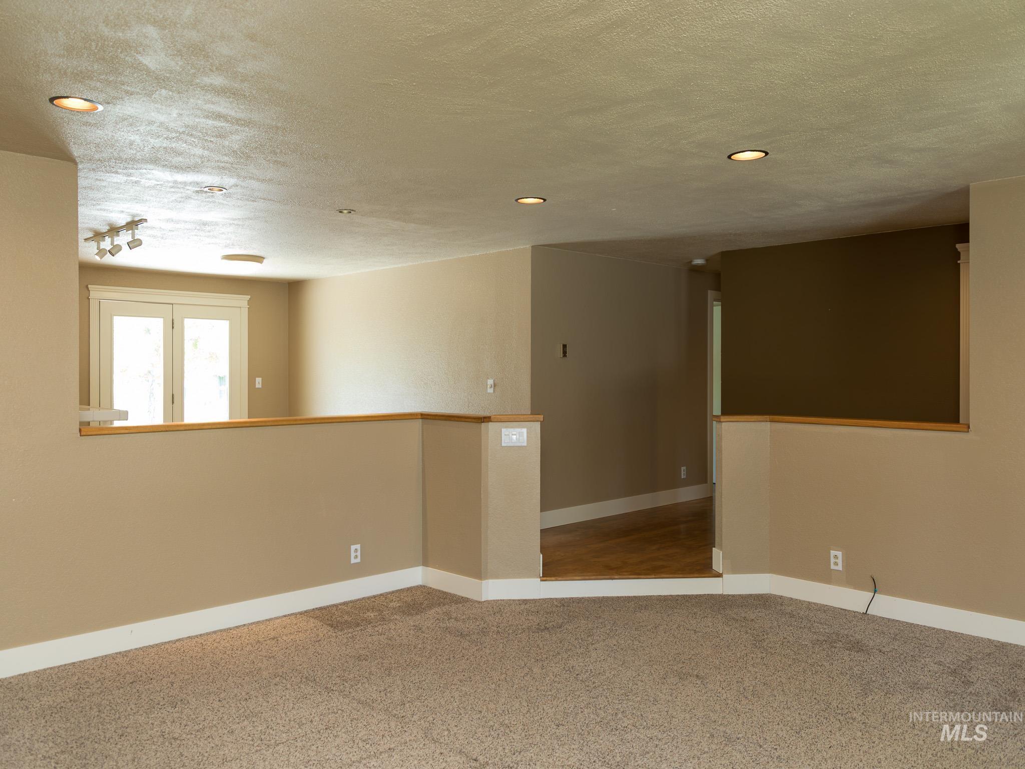 513 Ridge Way Property Photo 21