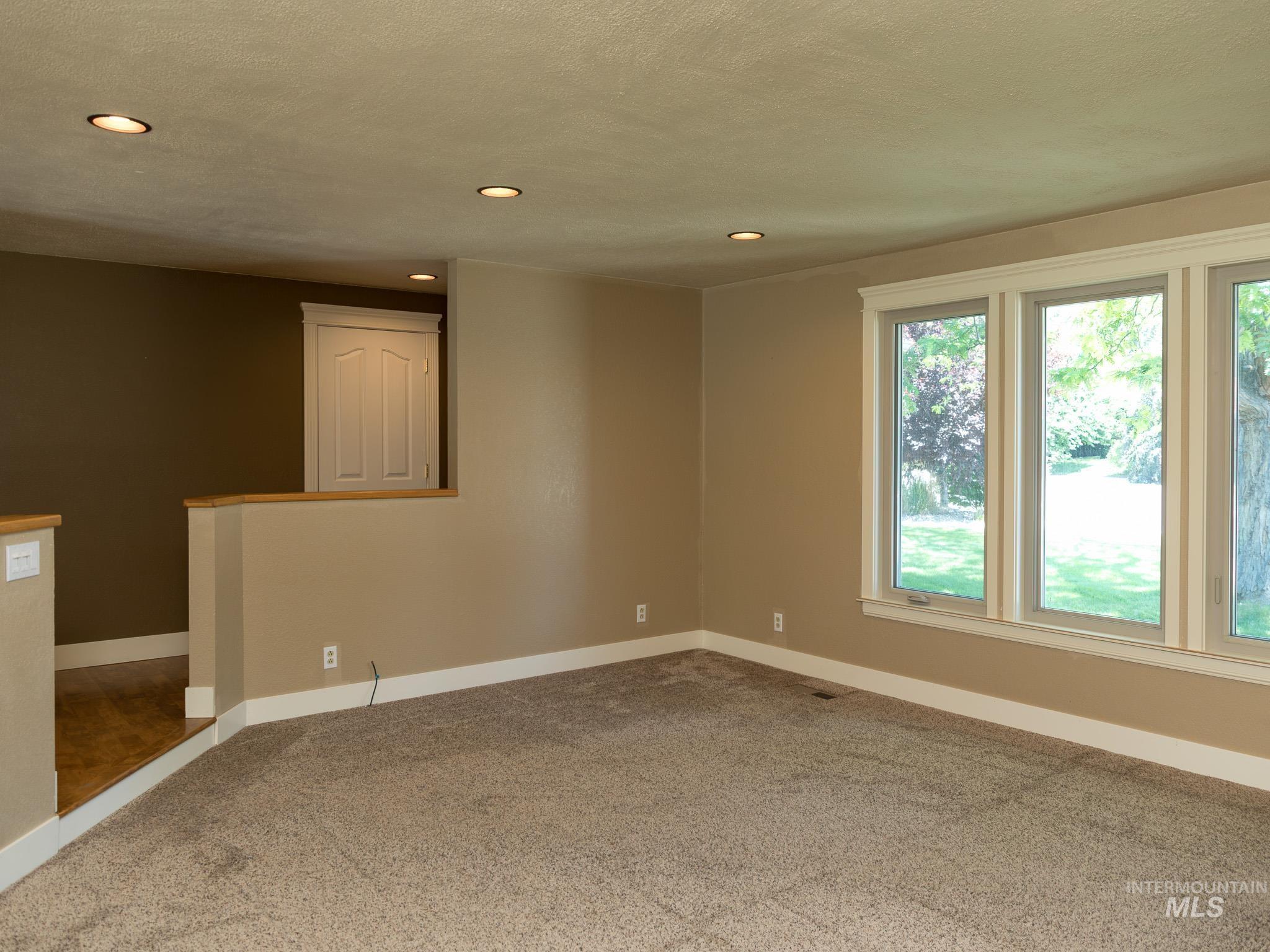 513 Ridge Way Property Photo 22
