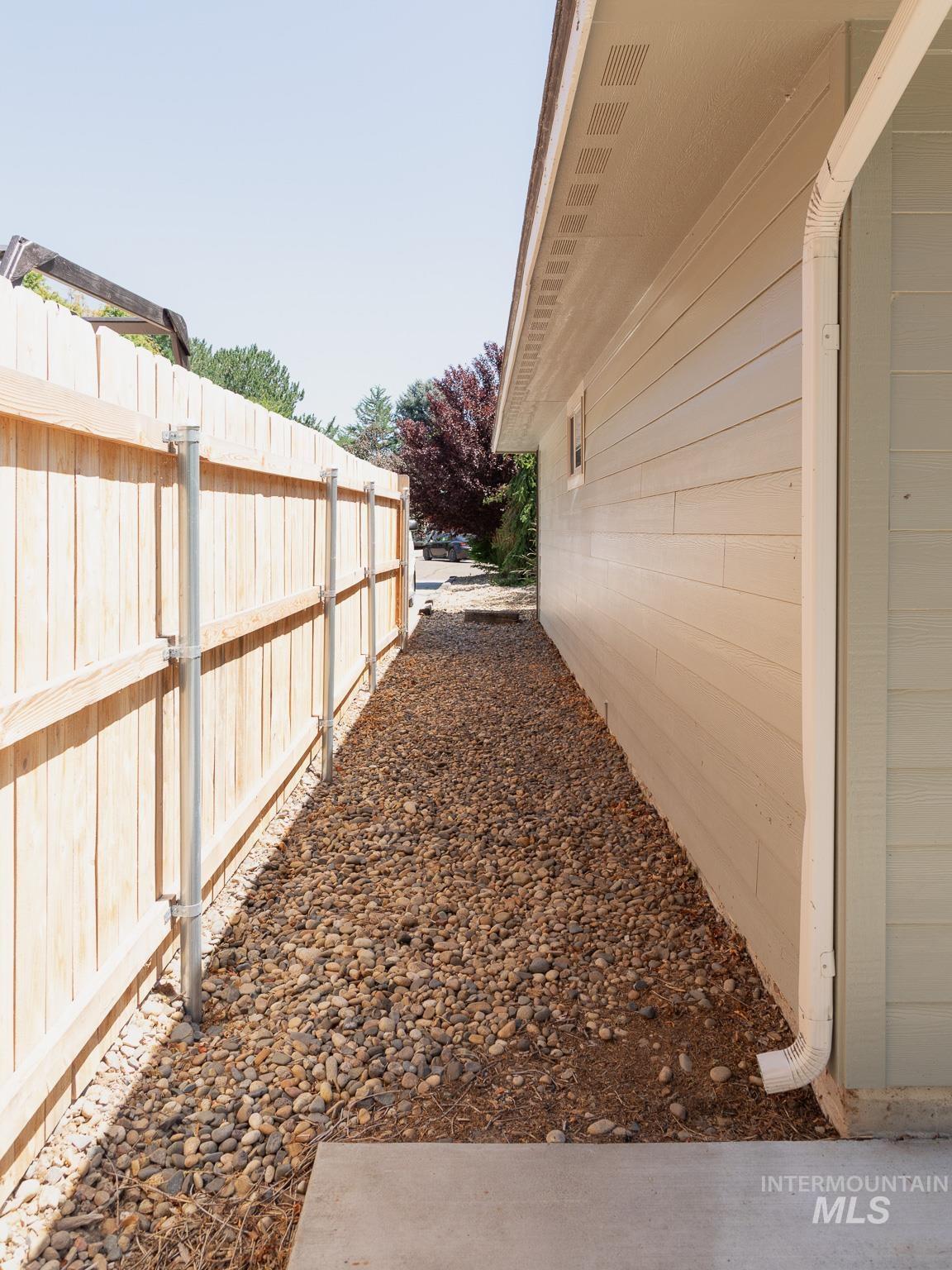 513 Ridge Way Property Photo 34