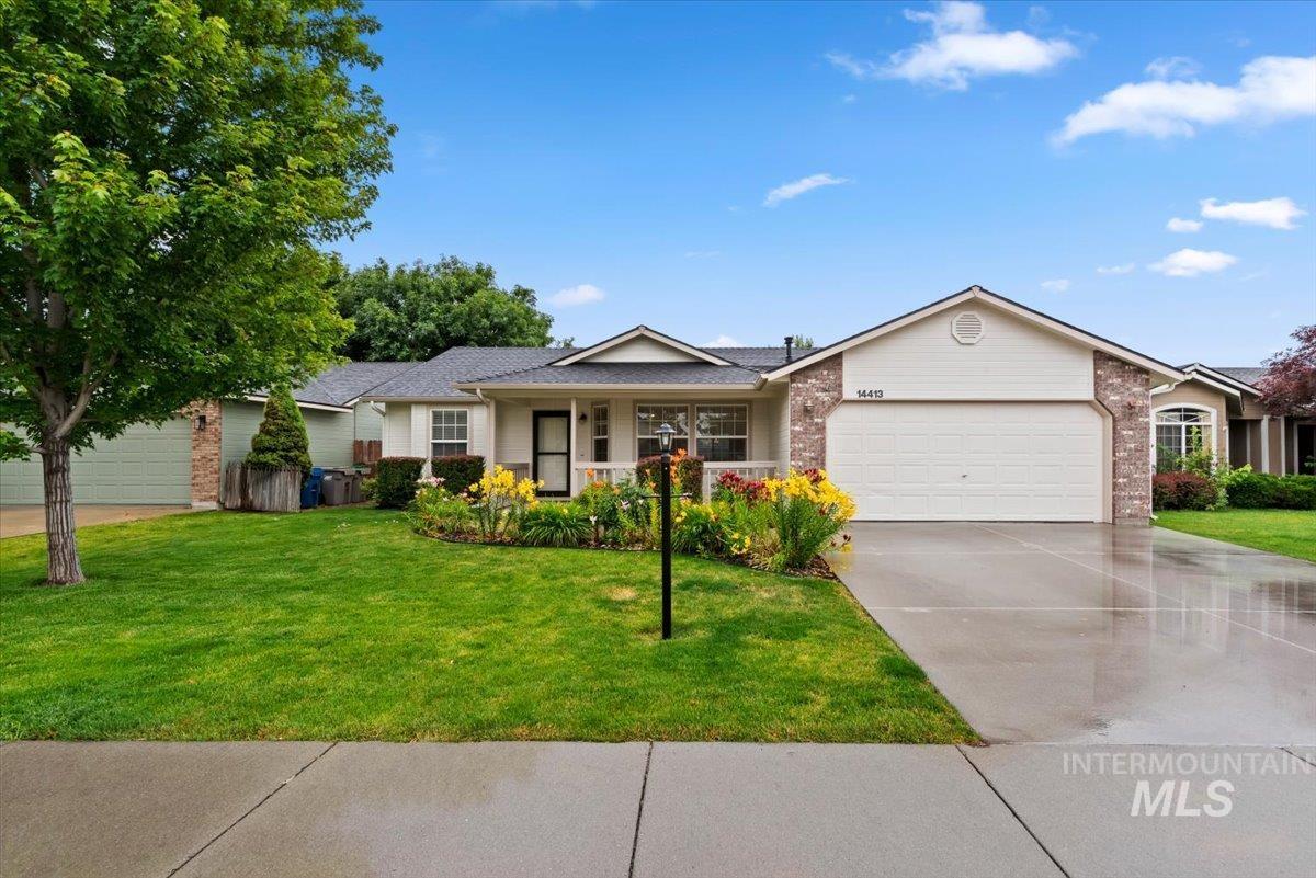 14413 W Roaring Creek
