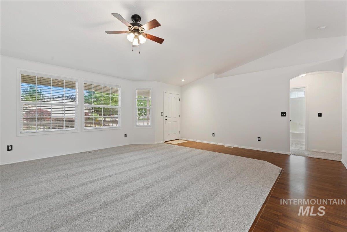 14413 W Roaring Creek Property Photo 7
