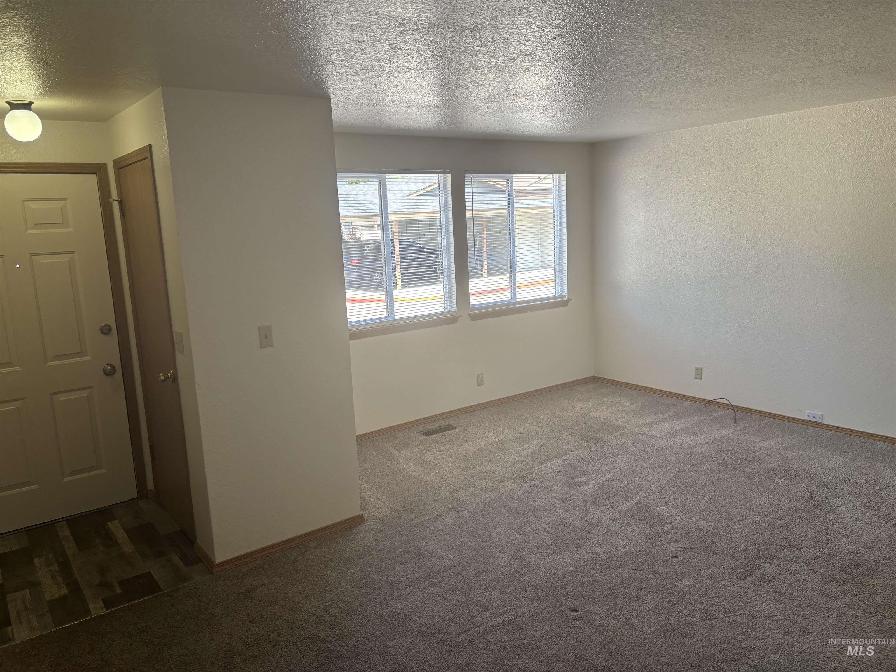 3695-3703 W Morris Hill Road Property Photo 11