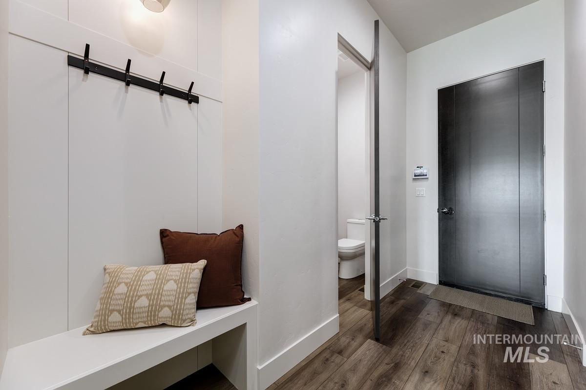 24564 Regal Rd Property Photo 23