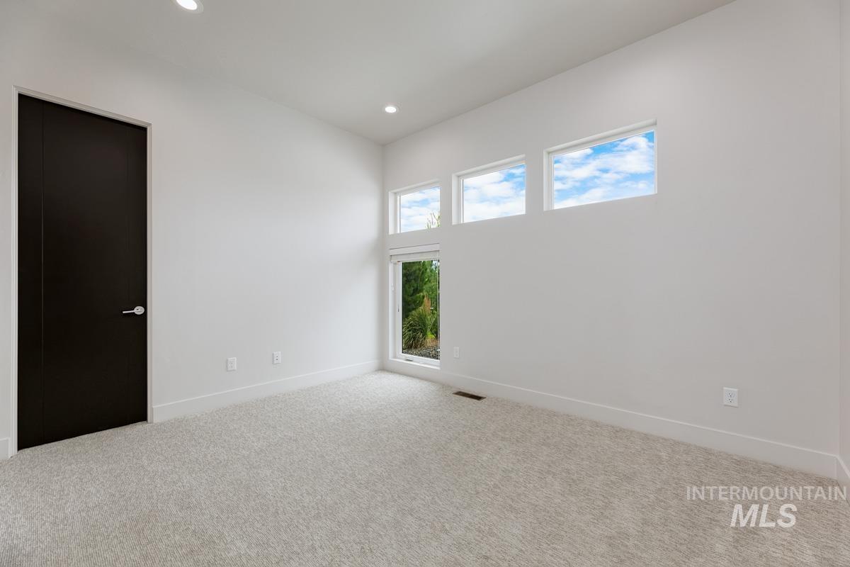 24564 Regal Rd Property Photo 27