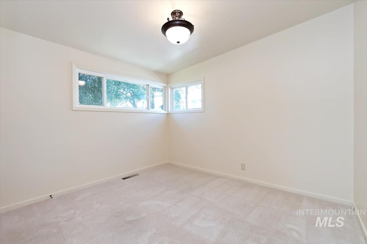7634 W Cambridge Dr Property Photo 27