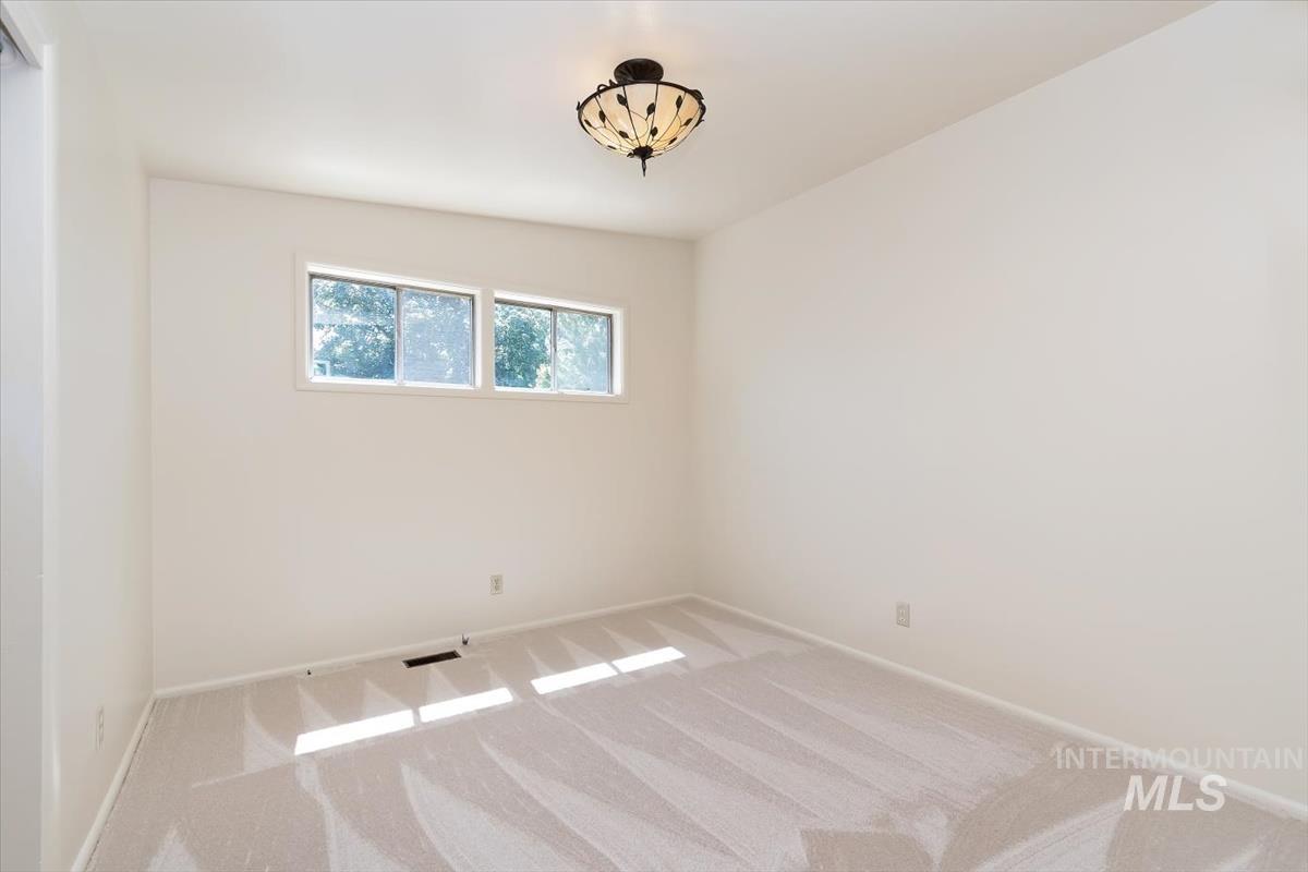 7634 W Cambridge Dr Property Photo 29