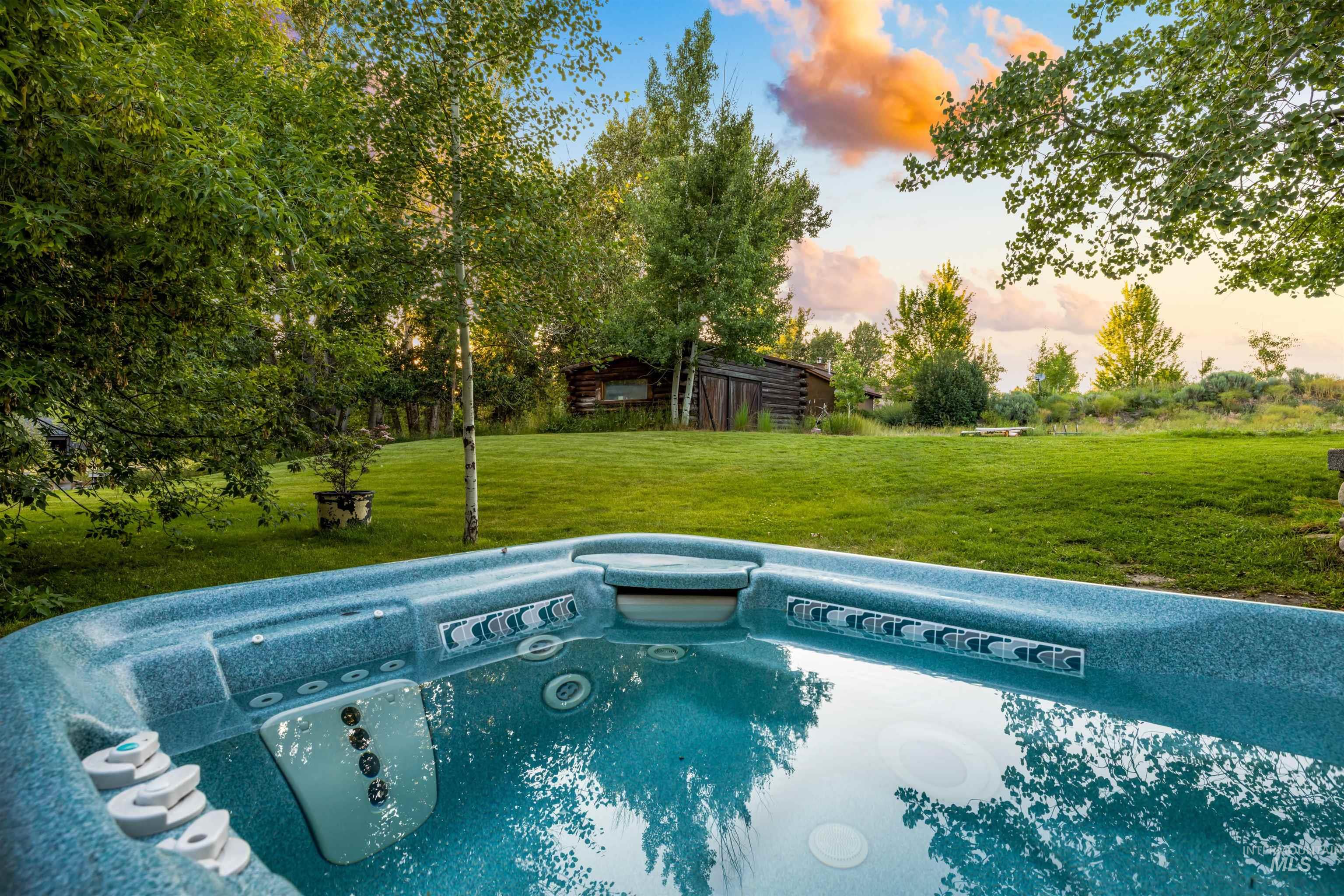 111 N Aspen Drive Property Photo 10
