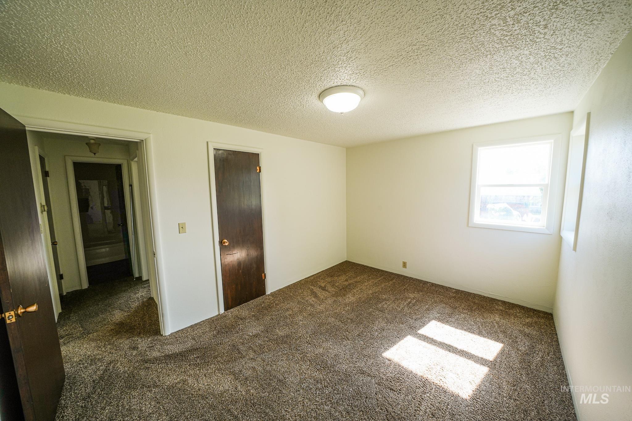 311 Cunningham Street Property Photo 11
