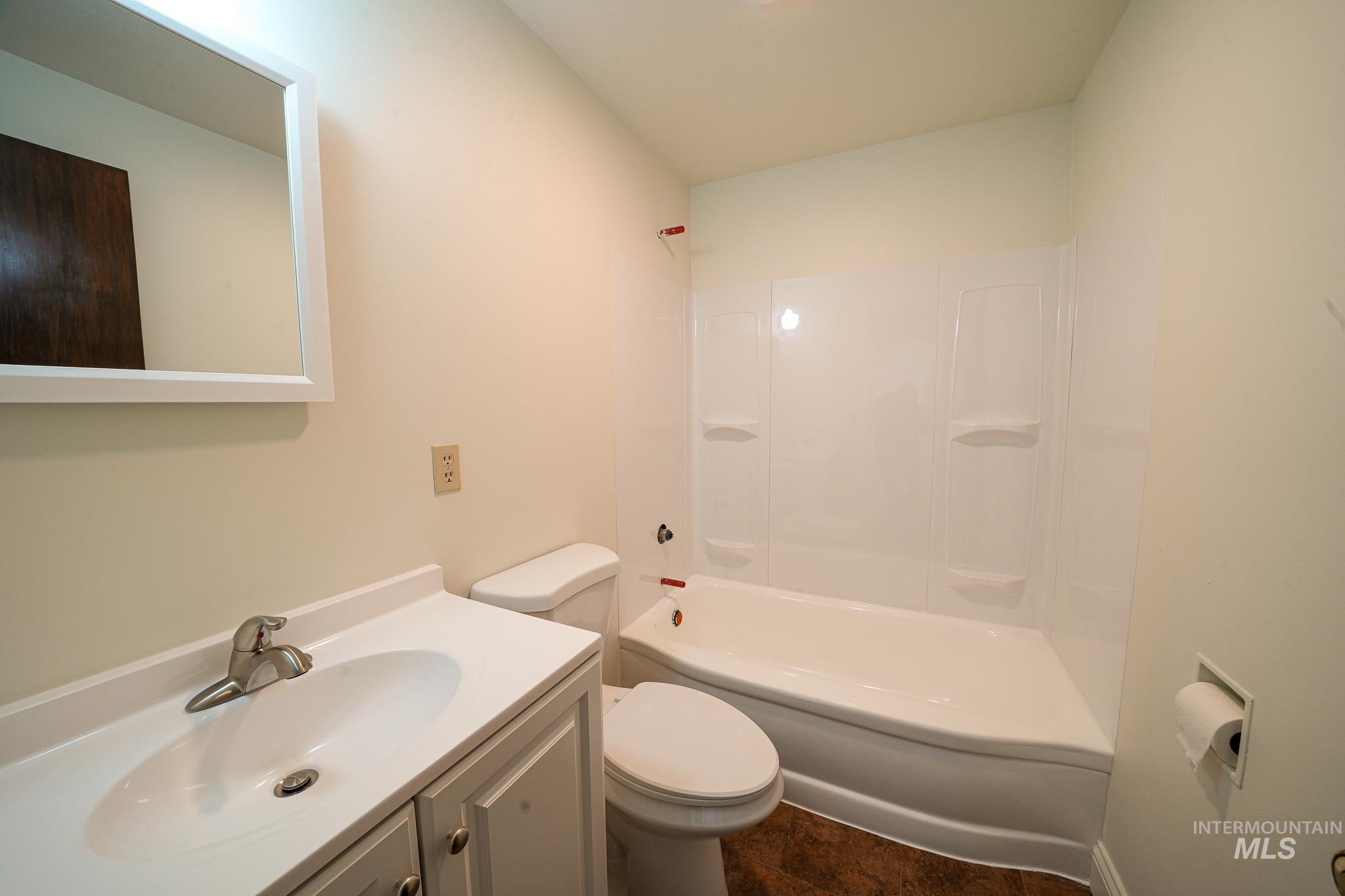 311 Cunningham Street Property Photo 14
