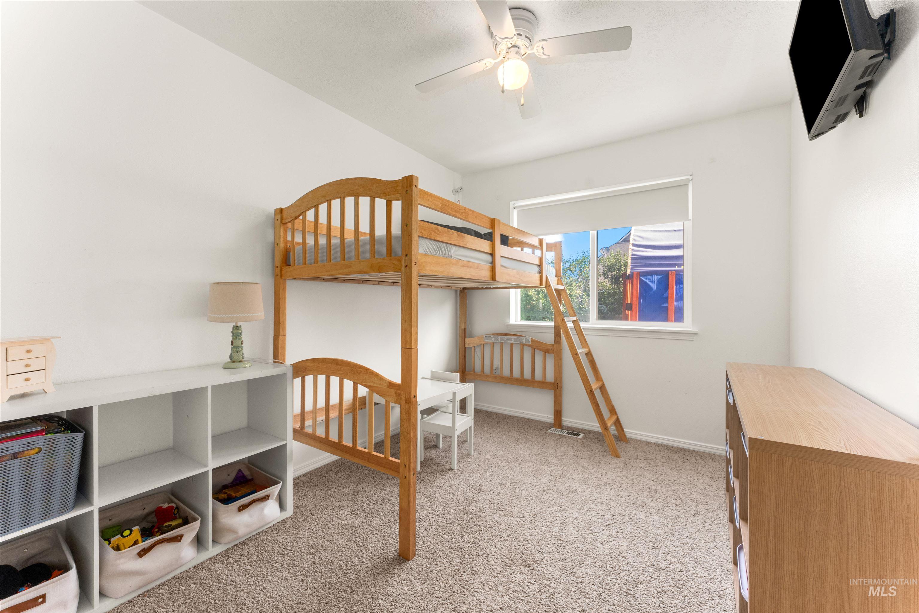 698 E Great Bear Street Property Photo 18