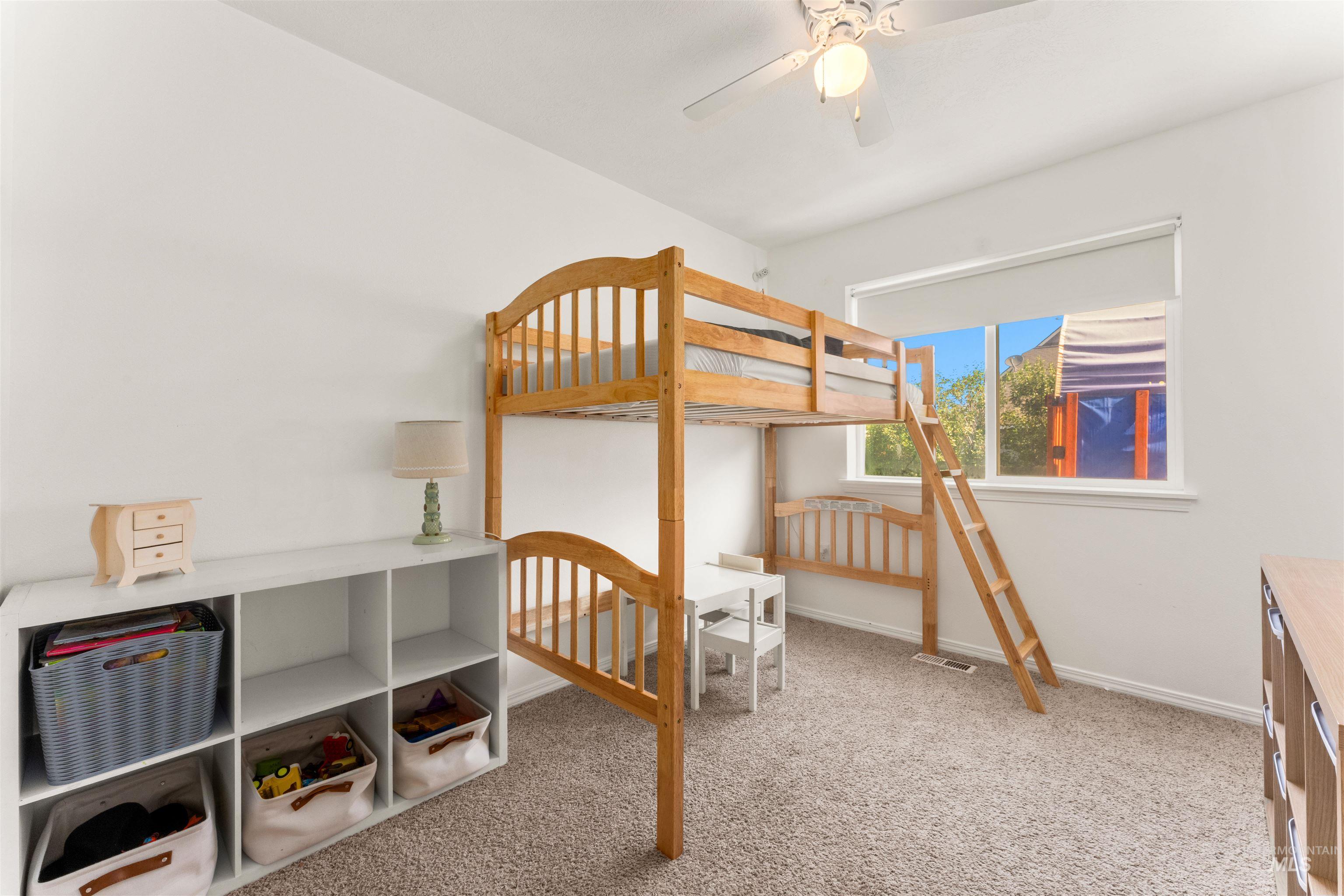 698 E Great Bear Street Property Photo 19
