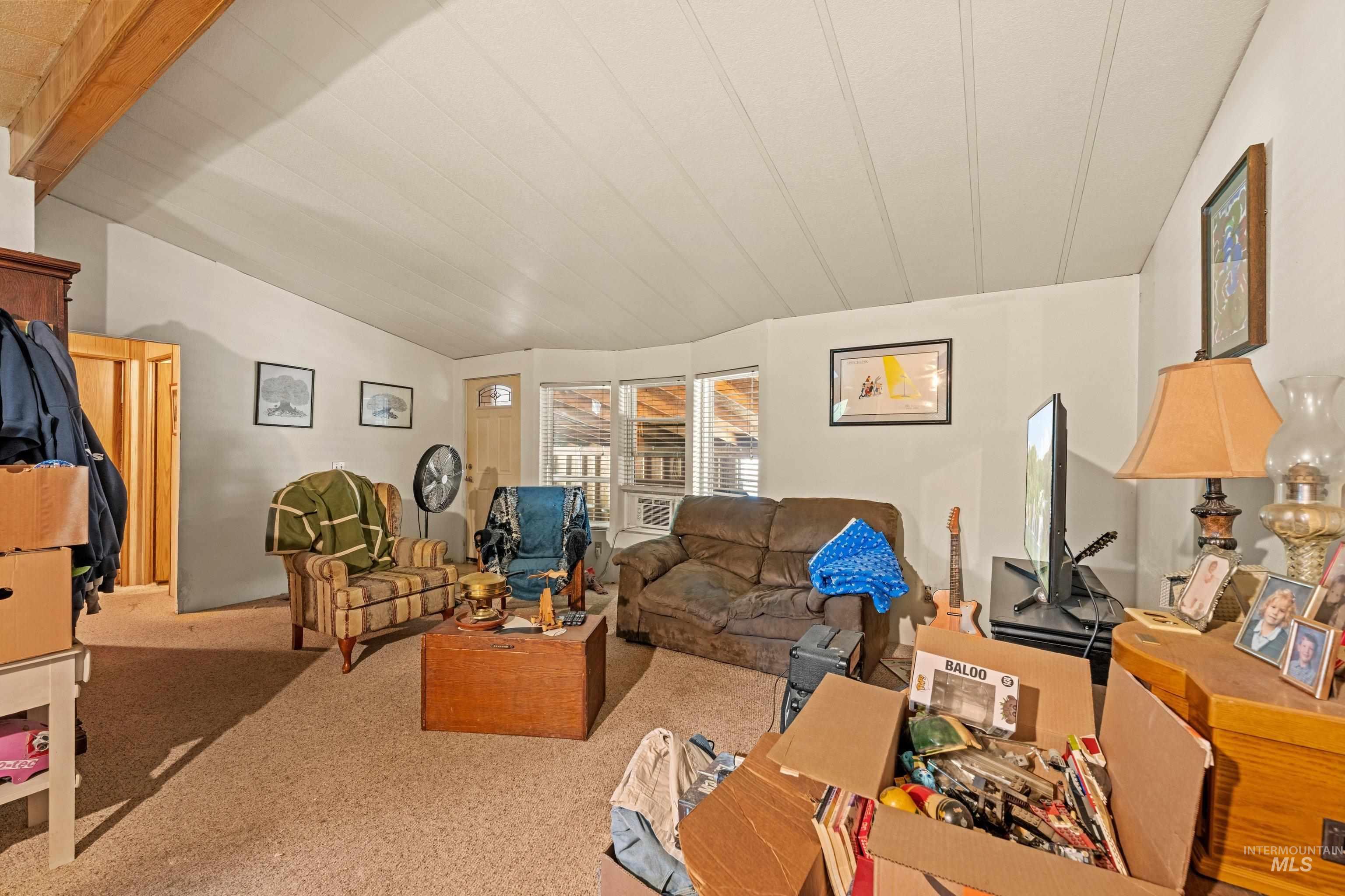 5707 E Mineral Drive Property Photo 7