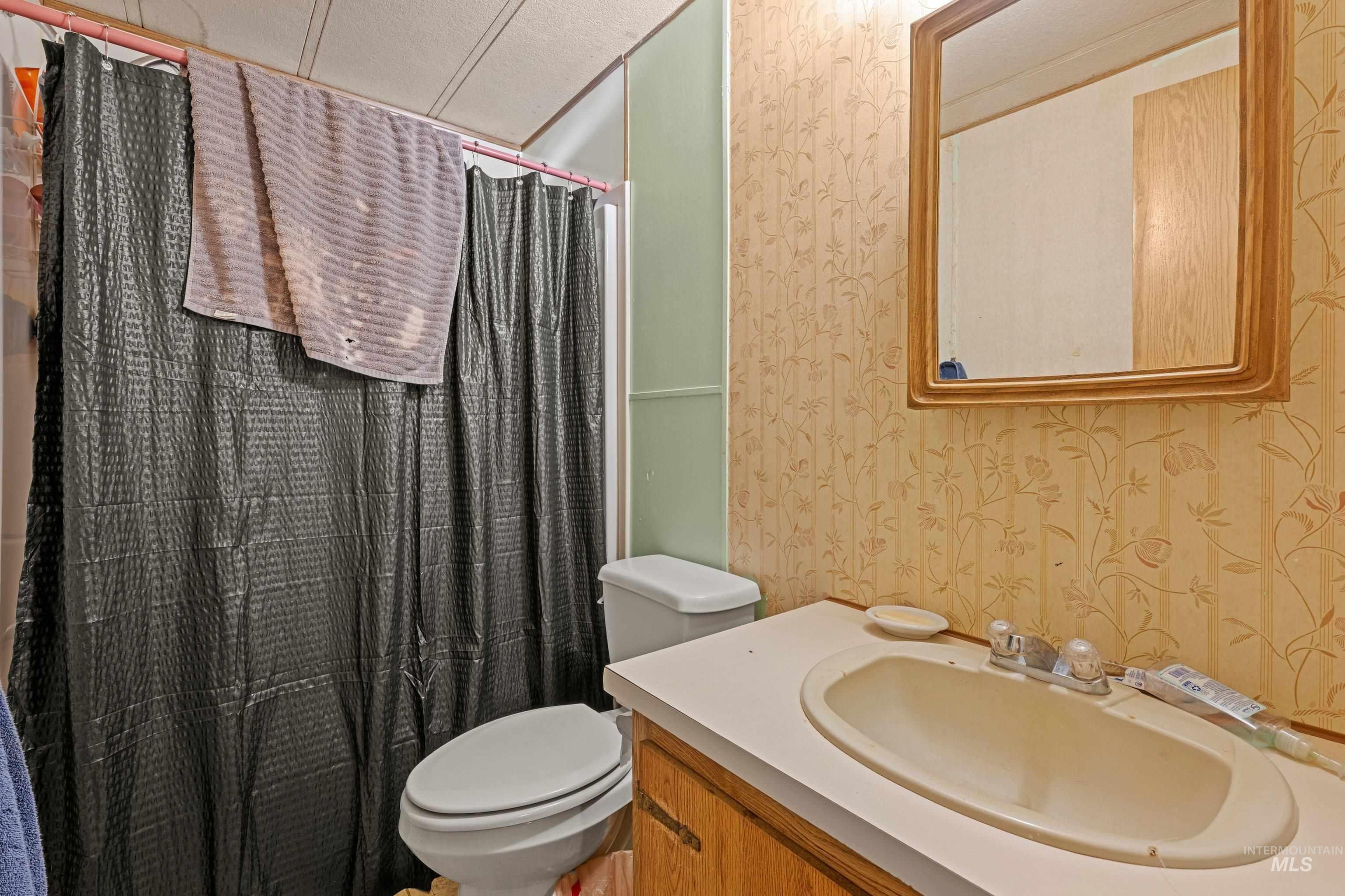 5707 E Mineral Drive Property Photo 14