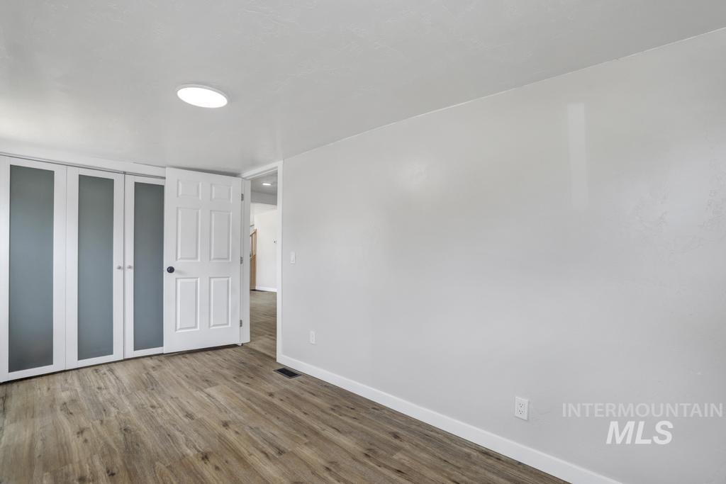 500 W Avenue D Property Photo 16