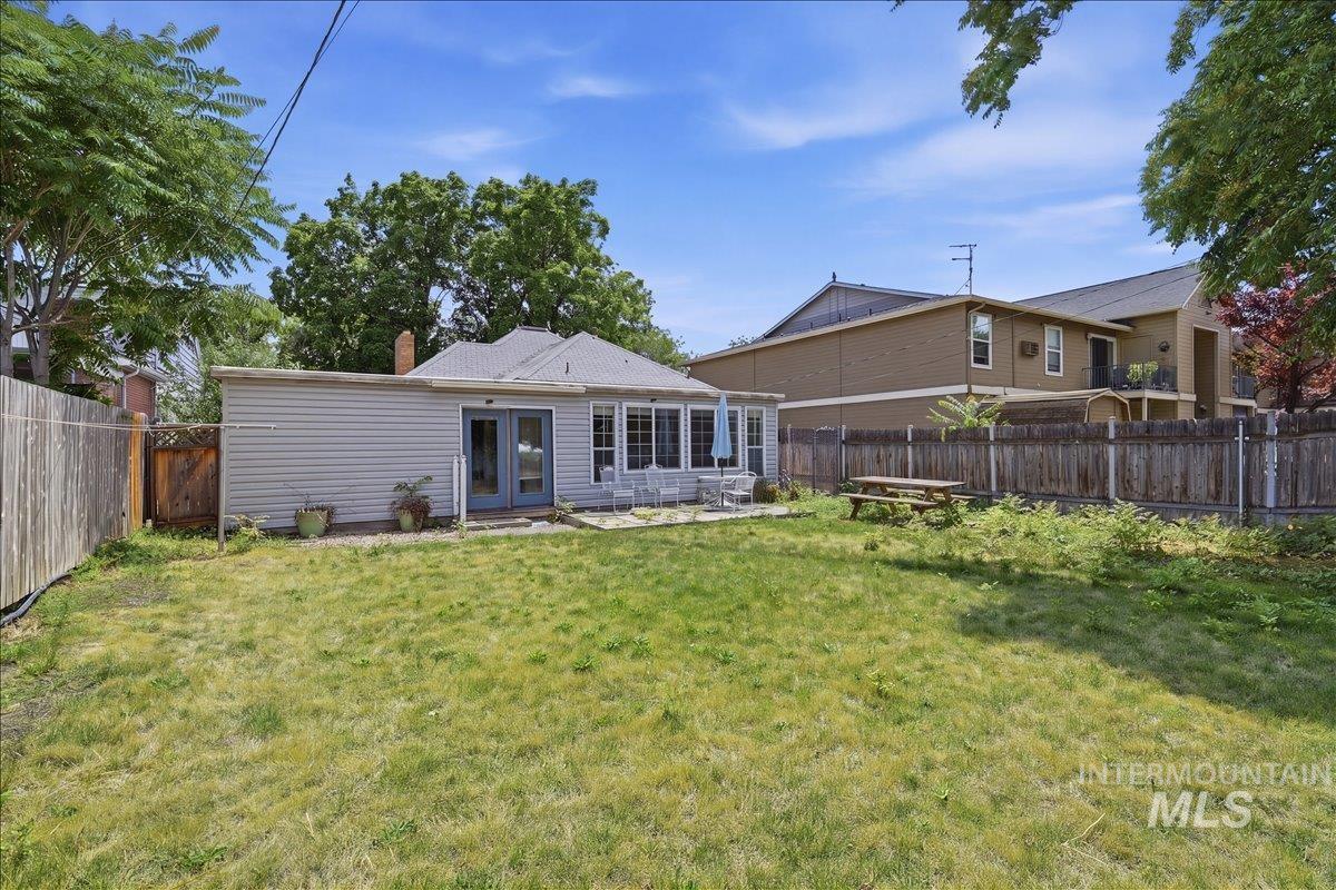 707 11th Ave S Property Photo 17