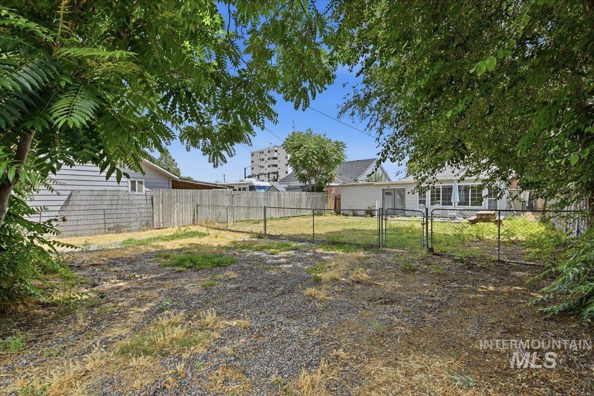 707 11th Ave S Property Photo 19