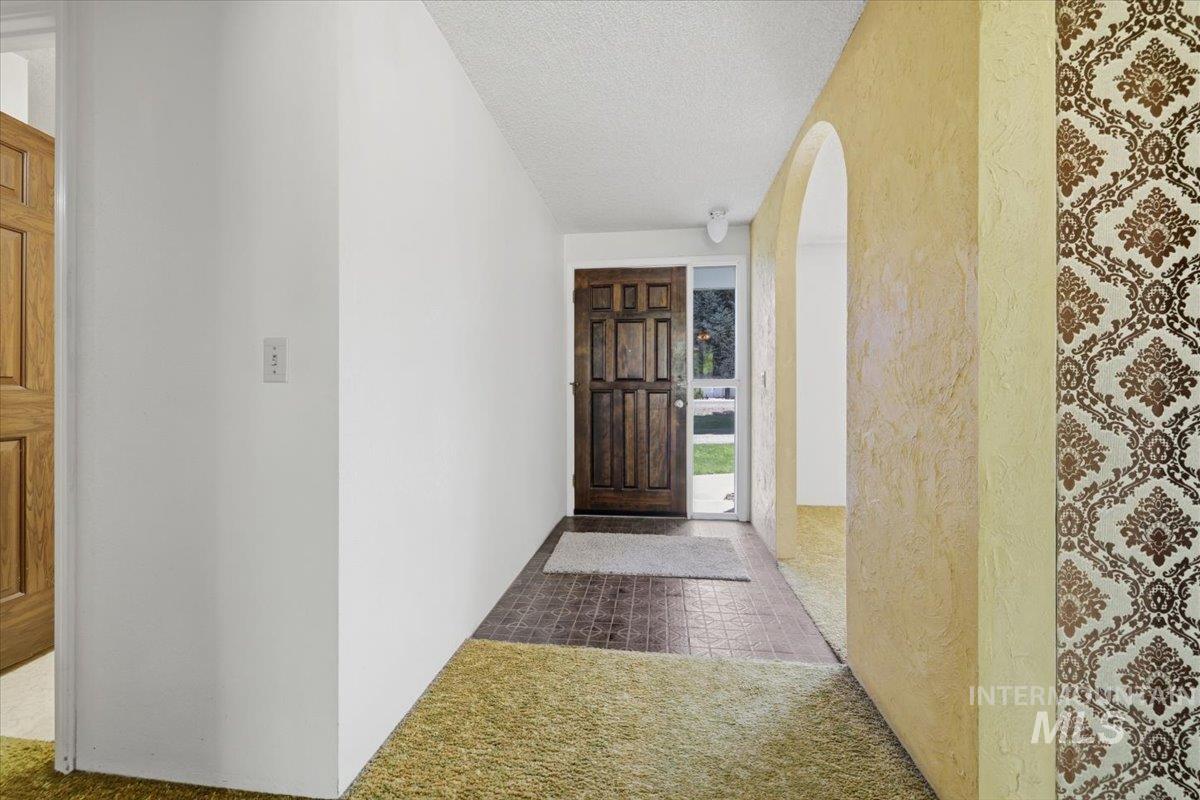 1311 N Middleton Rd Property Photo 16