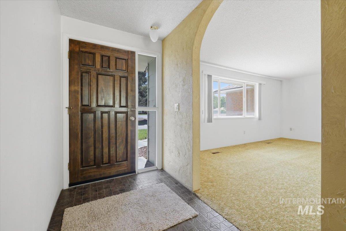 1311 N Middleton Rd Property Photo 17