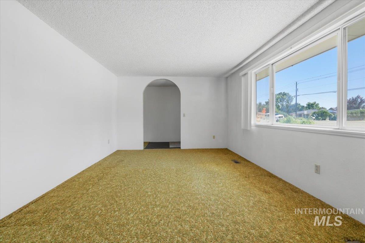 1311 N Middleton Rd Property Photo 19