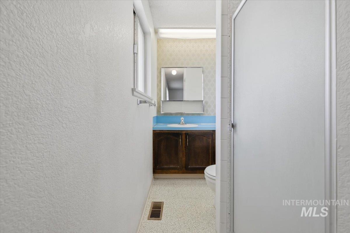 1311 N Middleton Rd Property Photo 27