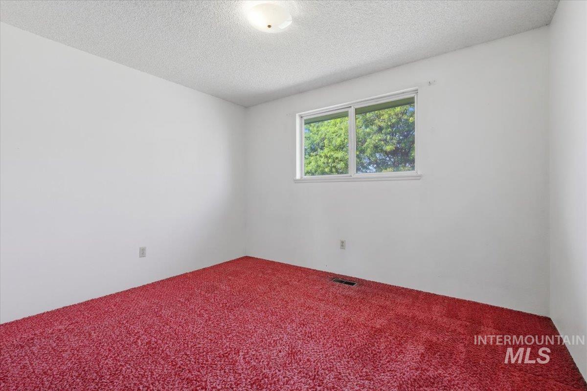 1311 N Middleton Rd Property Photo 31