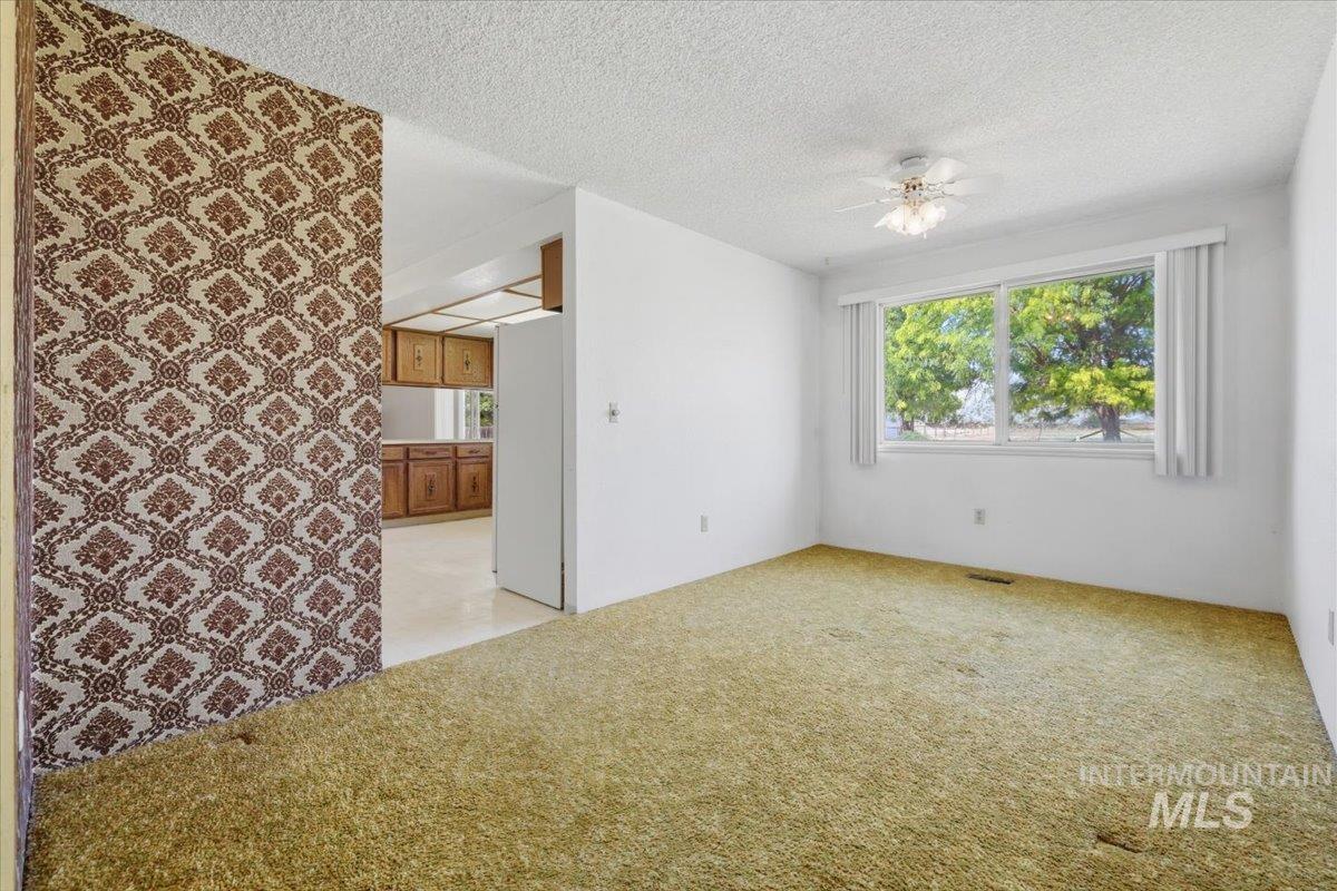 1311 N Middleton Rd Property Photo 33