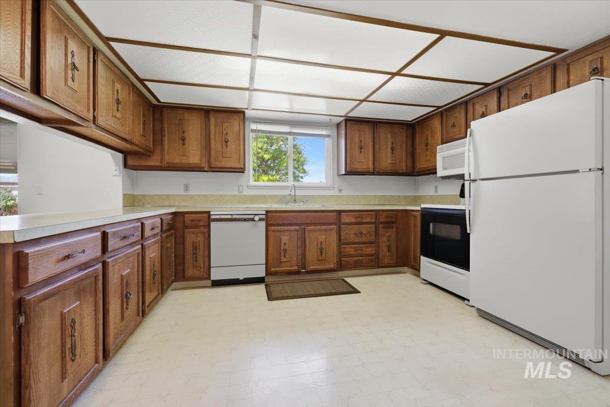 1311 N Middleton Rd Property Photo 36