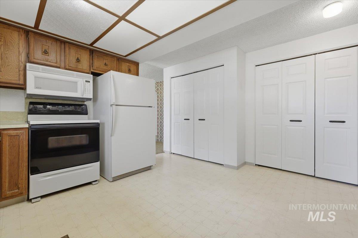 1311 N Middleton Rd Property Photo 38