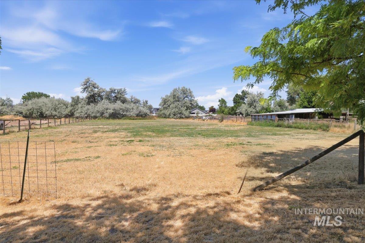 1311 N Middleton Rd Property Photo 49