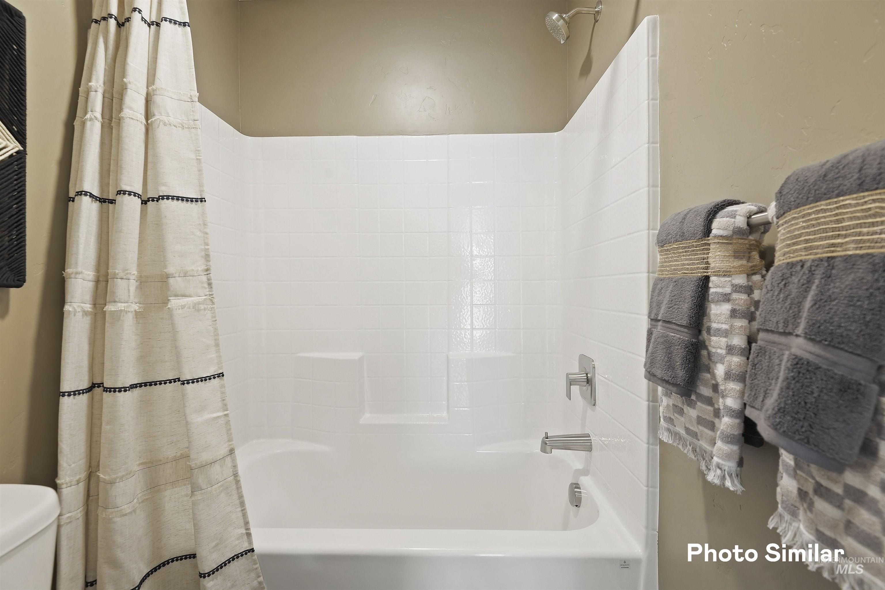 1762 N Truman Ave Property Photo 25