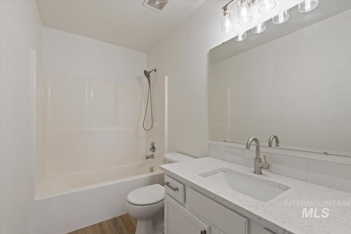 5418 Barkley Property Photo 26