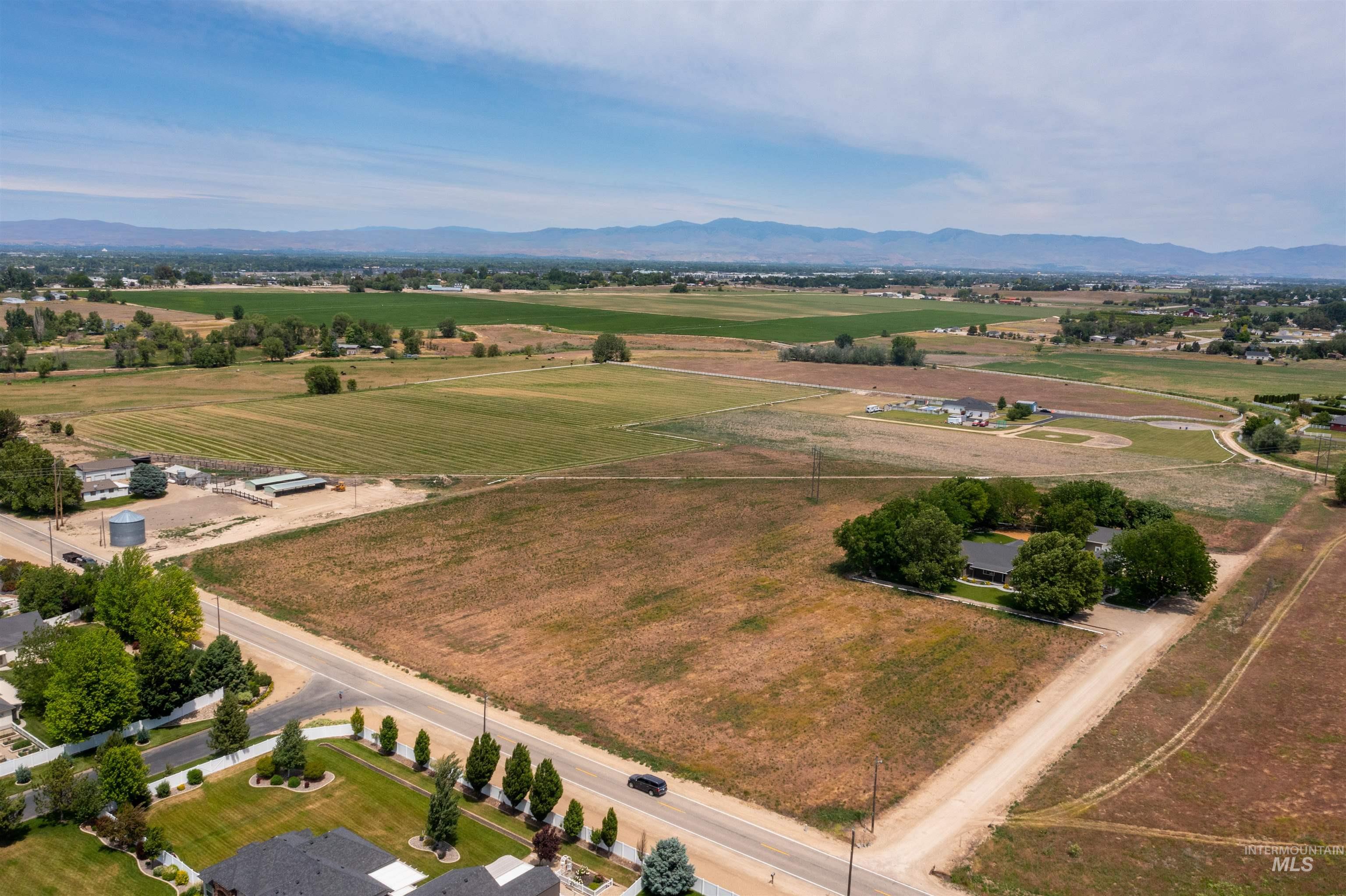 2650 S Mcdermott Property Photo 3
