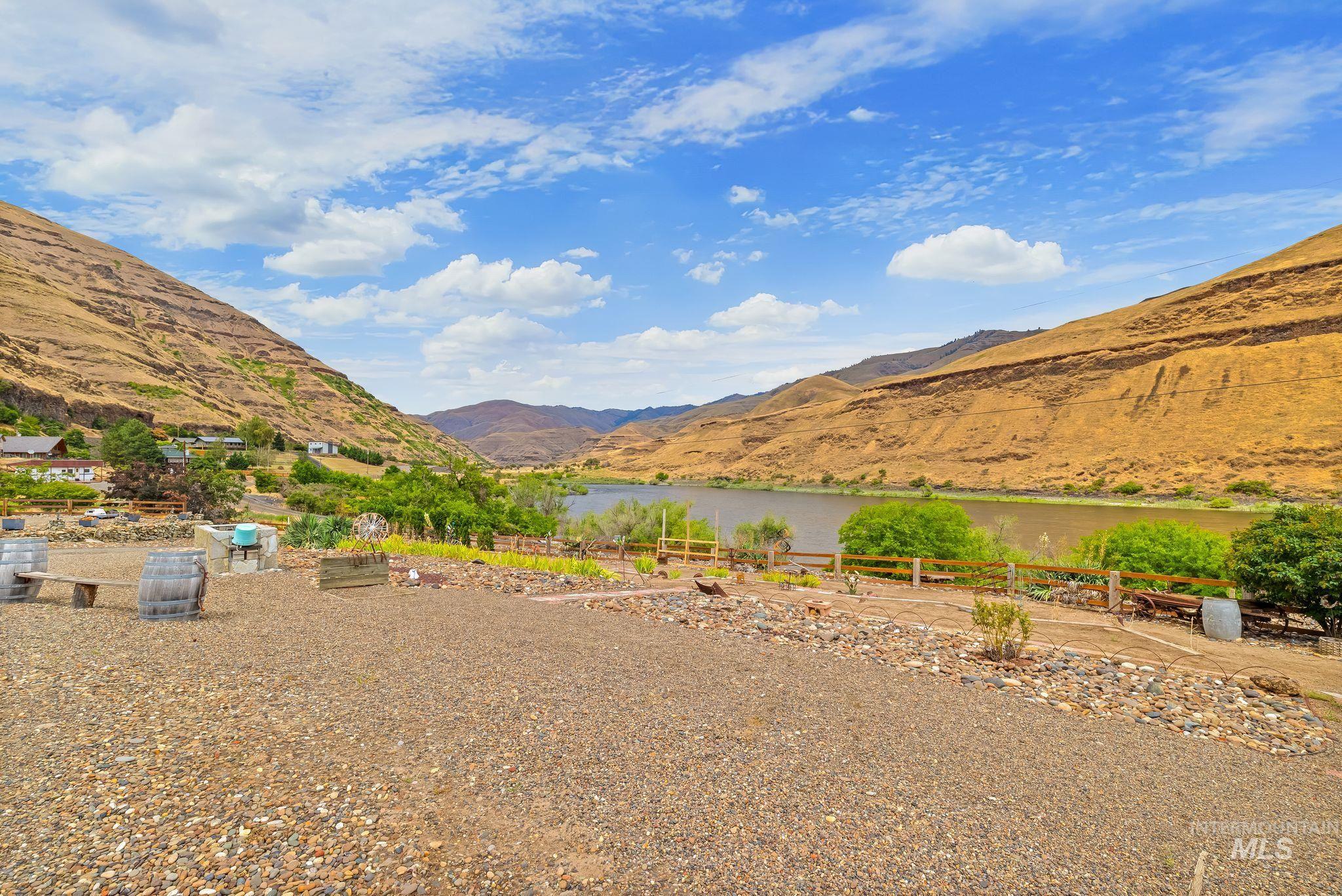 31018 Snake River Rd Property Photo 19