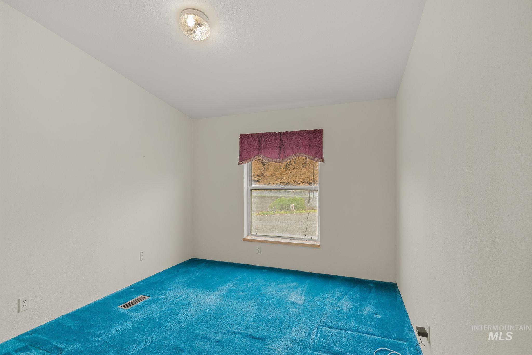 31018 Snake River Rd Property Photo 23
