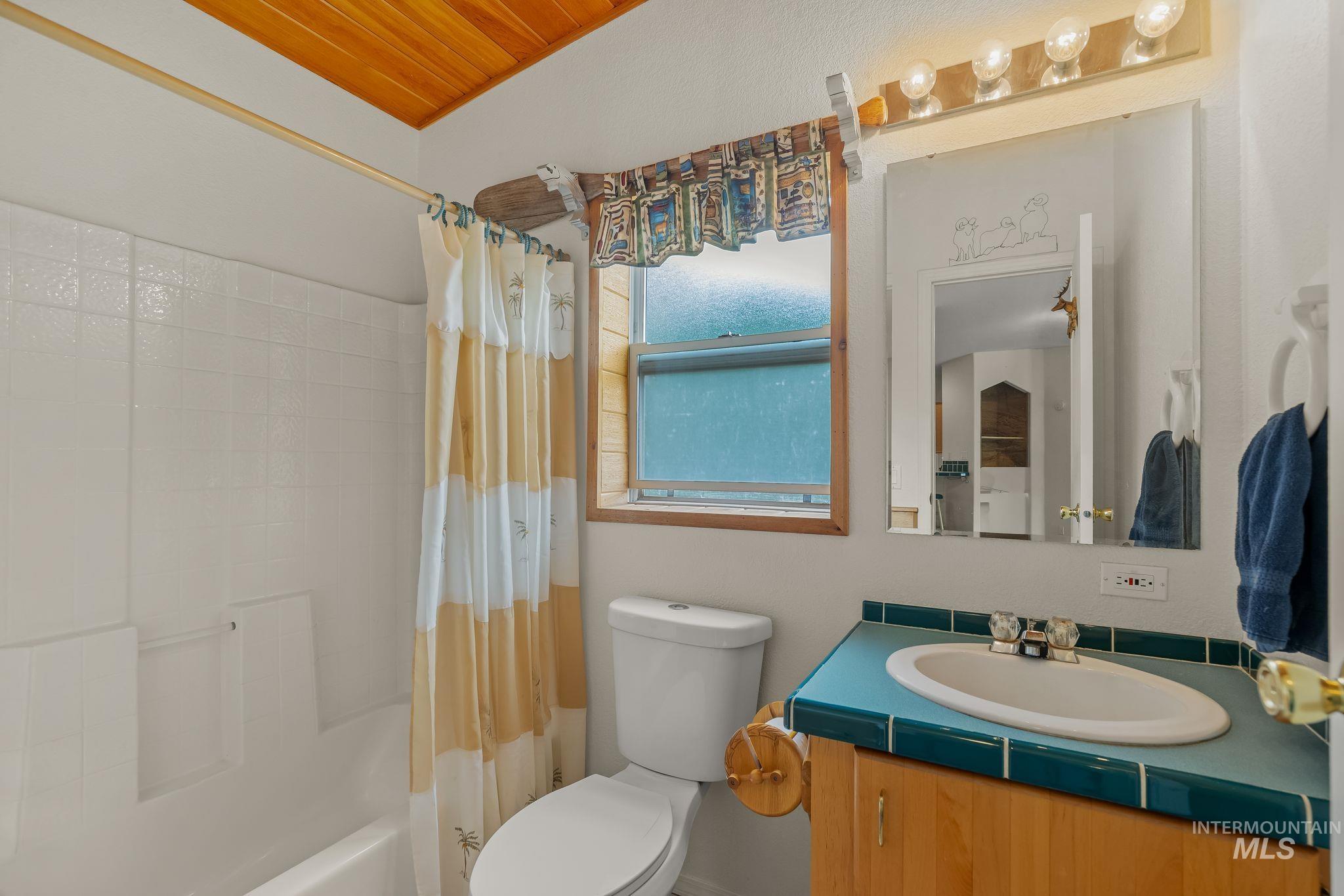 31018 Snake River Rd Property Photo 40