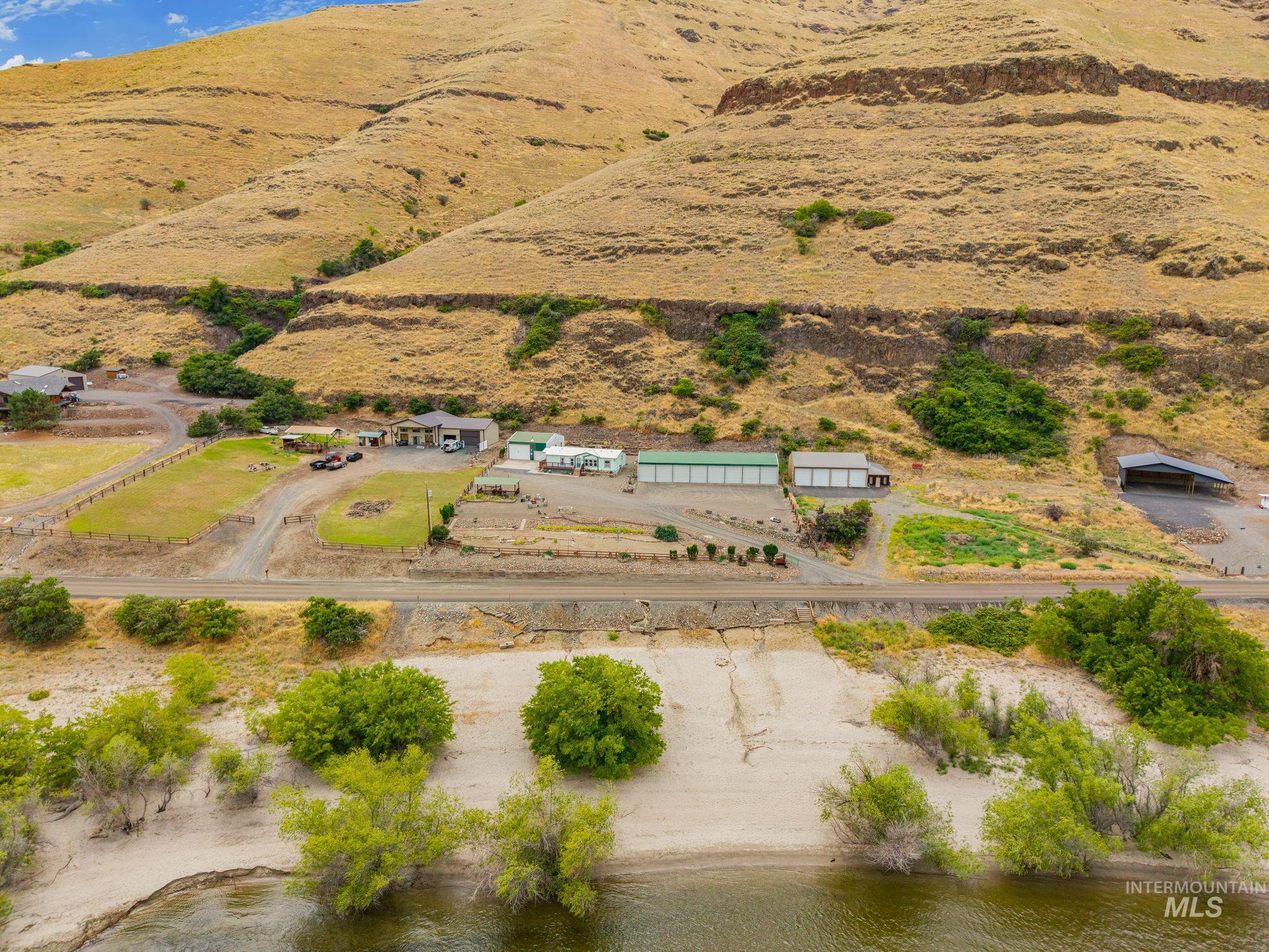 31018 Snake River Rd Property Photo 45