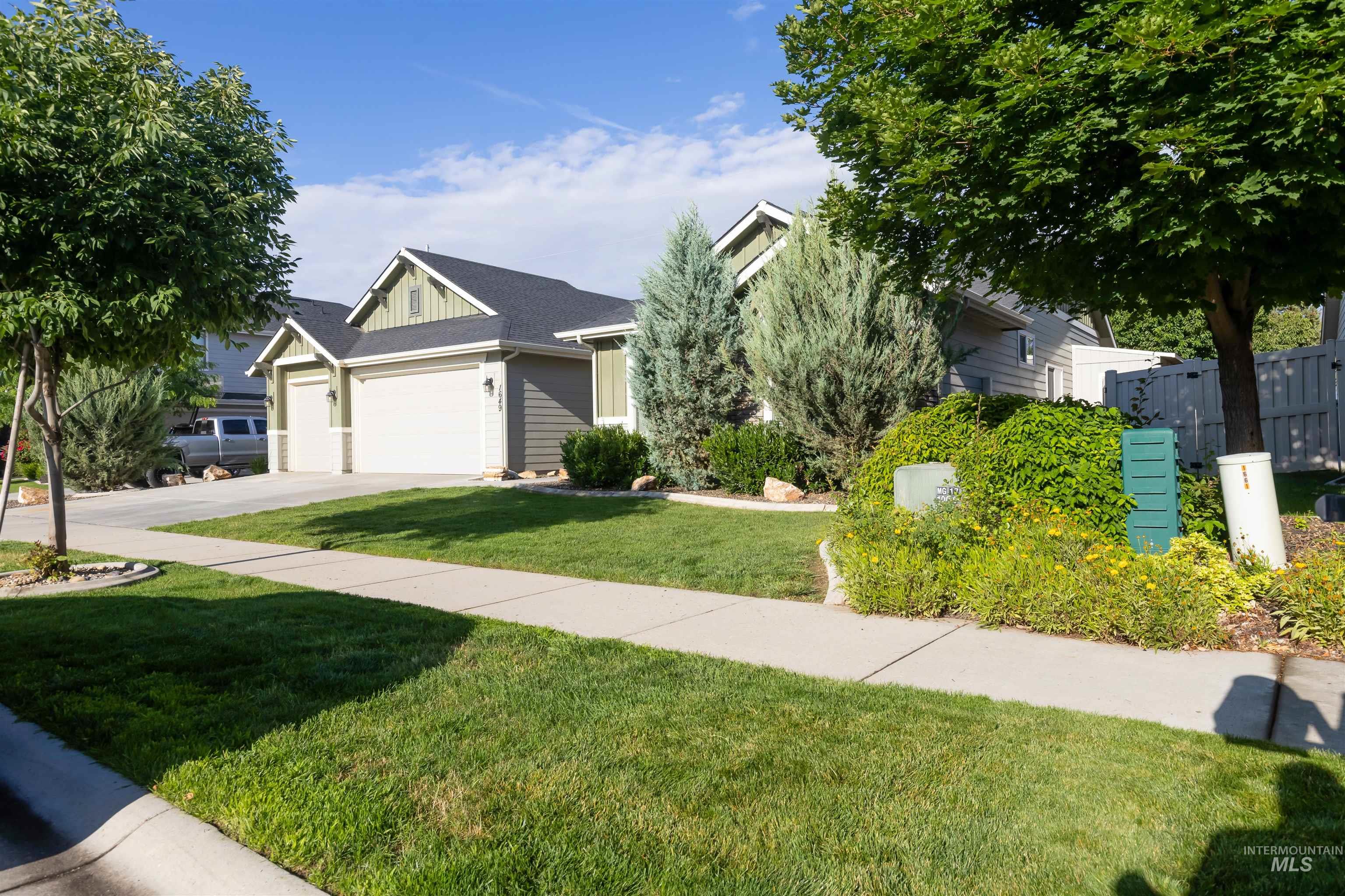 1649 Mustang Mesa Place Property Photo 1