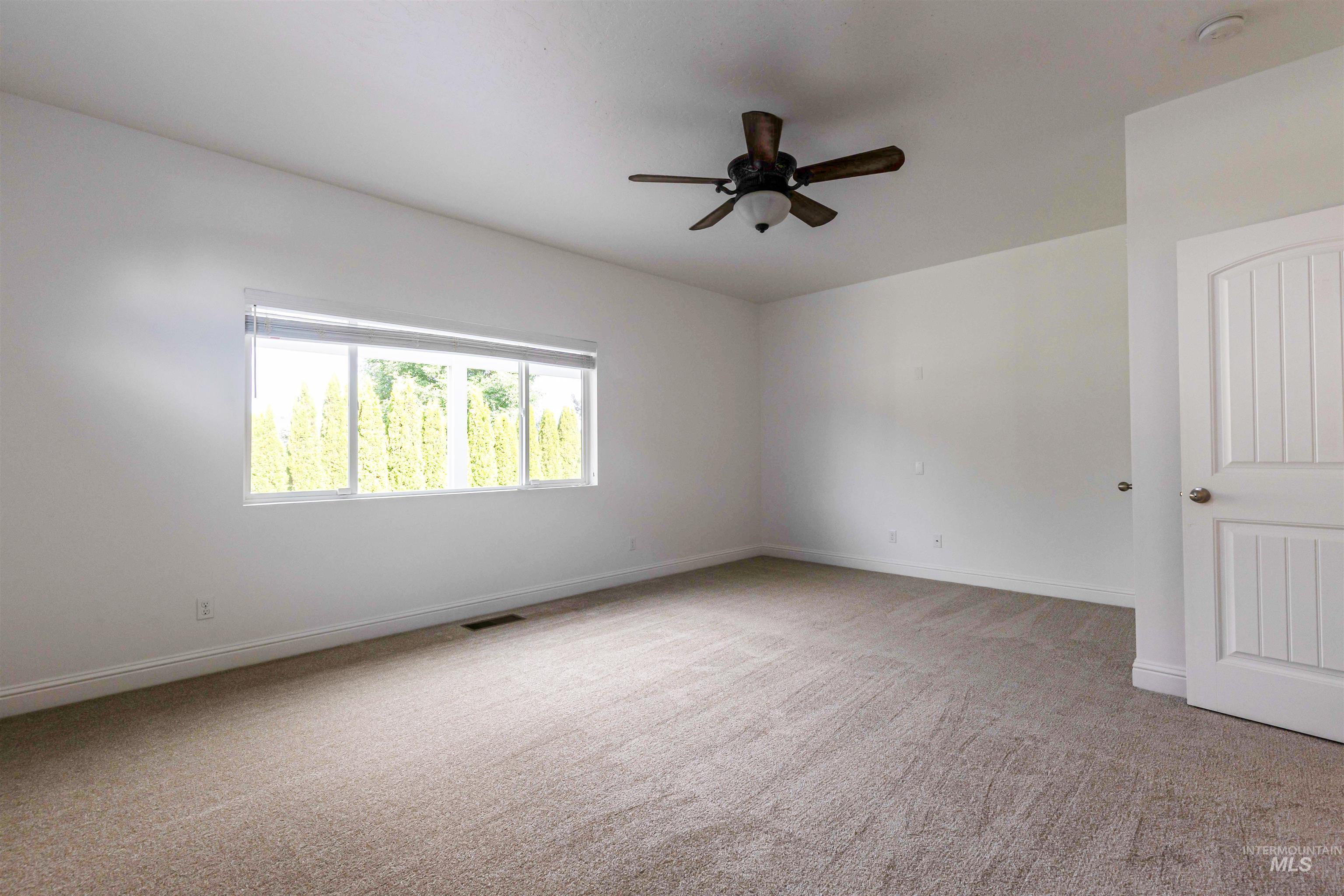 1649 Mustang Mesa Place Property Photo 10