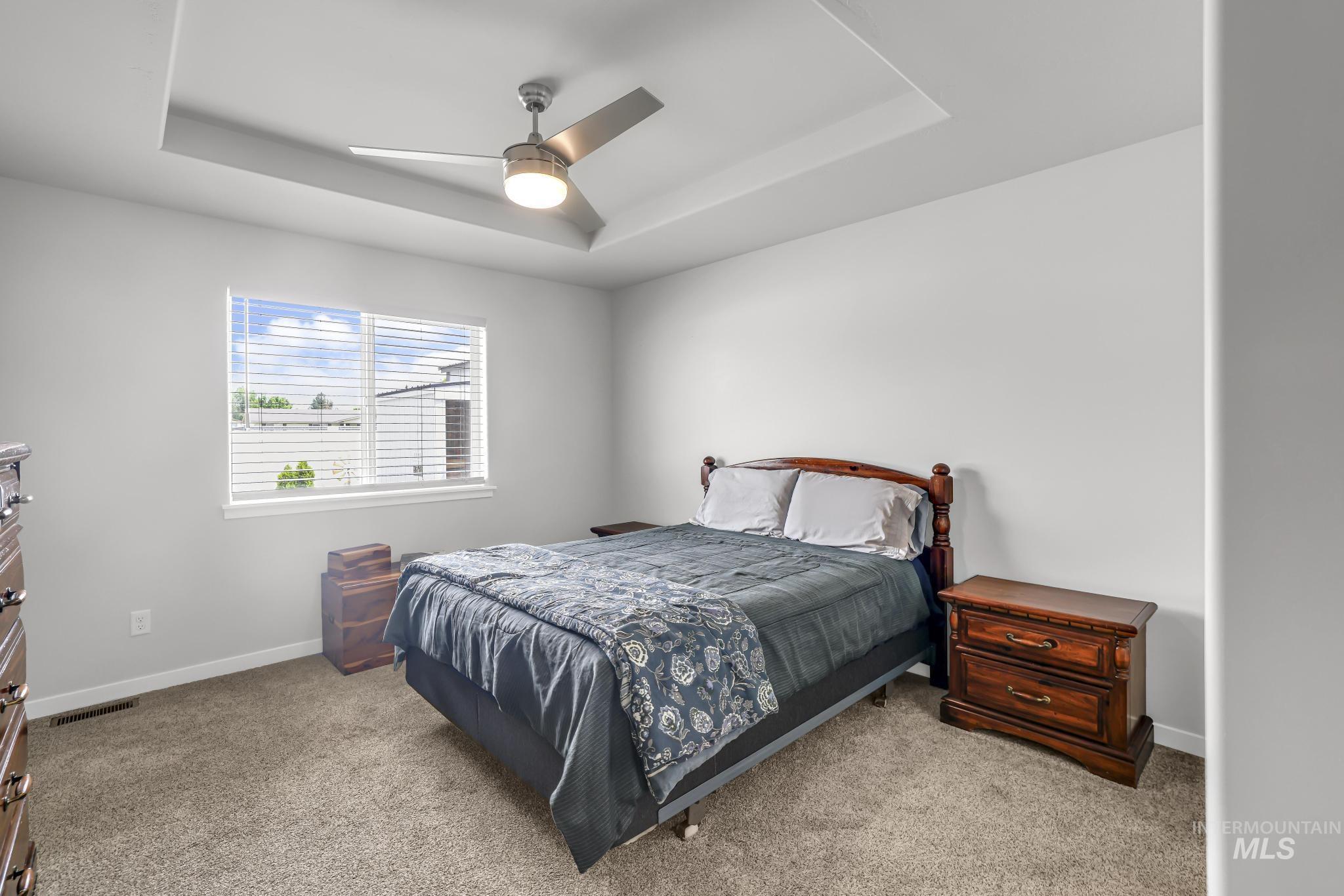 308 New Haven St Property Photo 8
