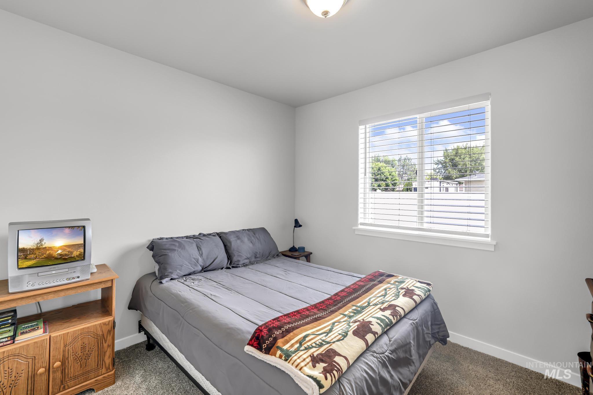 308 New Haven St Property Photo 11
