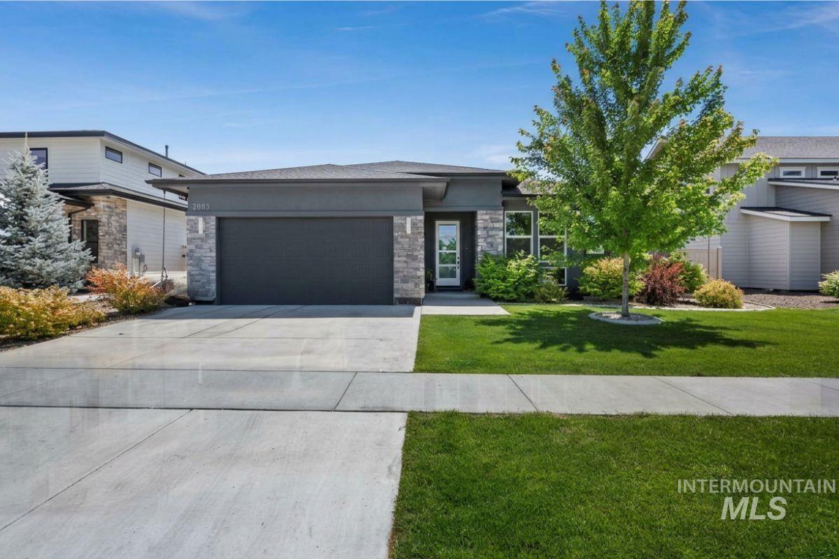 2883 E Mores Trail Dr. Property Photo 1
