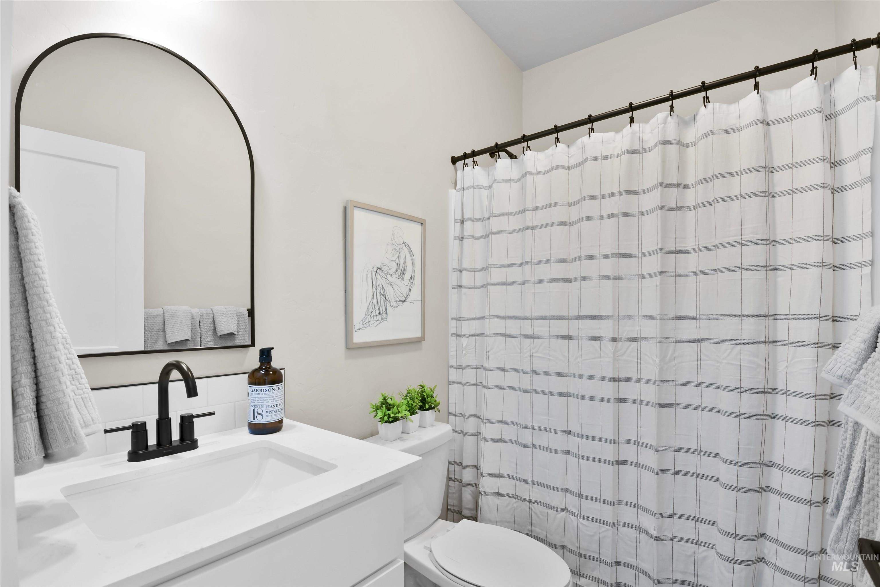 505 N Lucy Lane Property Photo 27