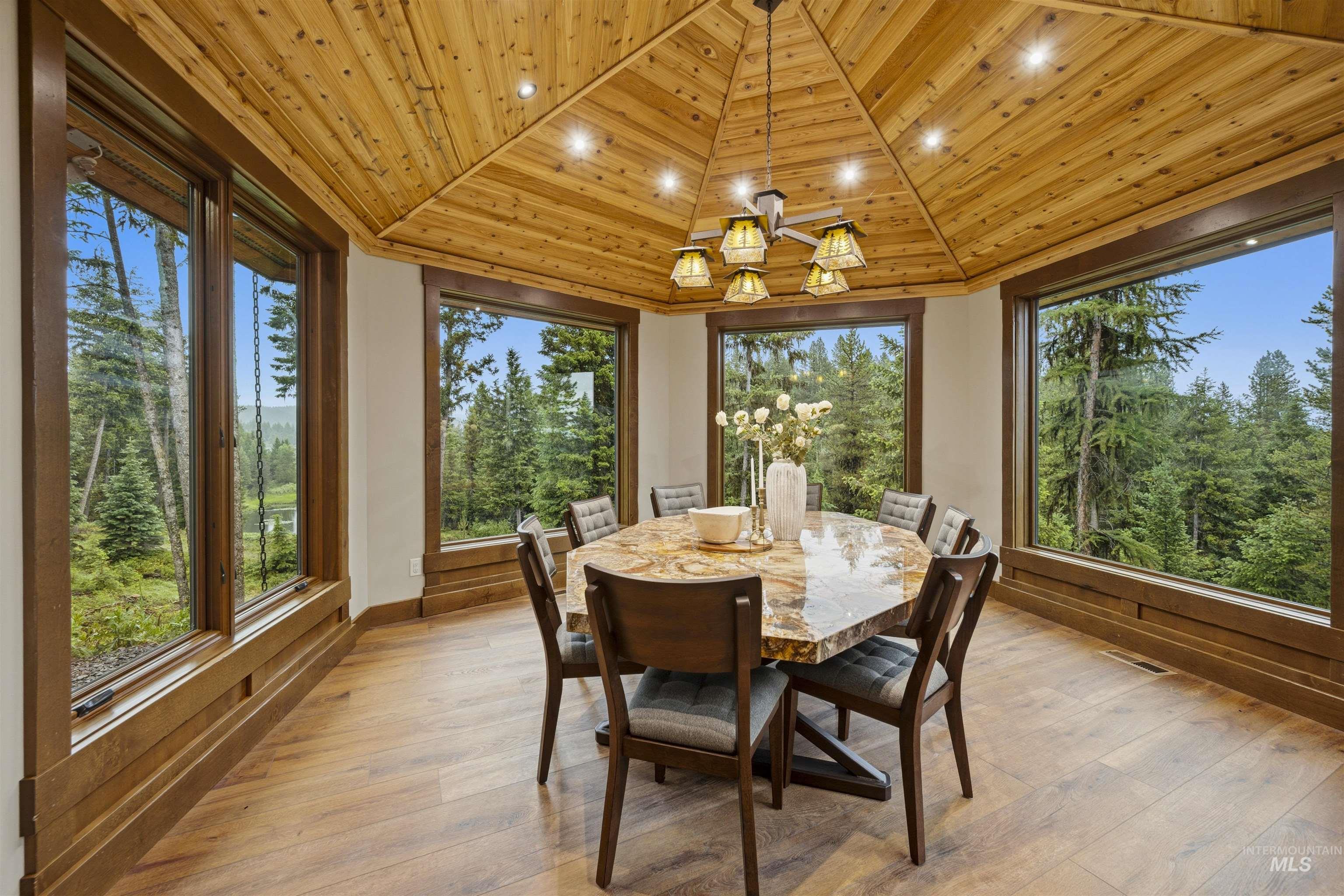 1084 Blackhawk Lake Property Photo 10