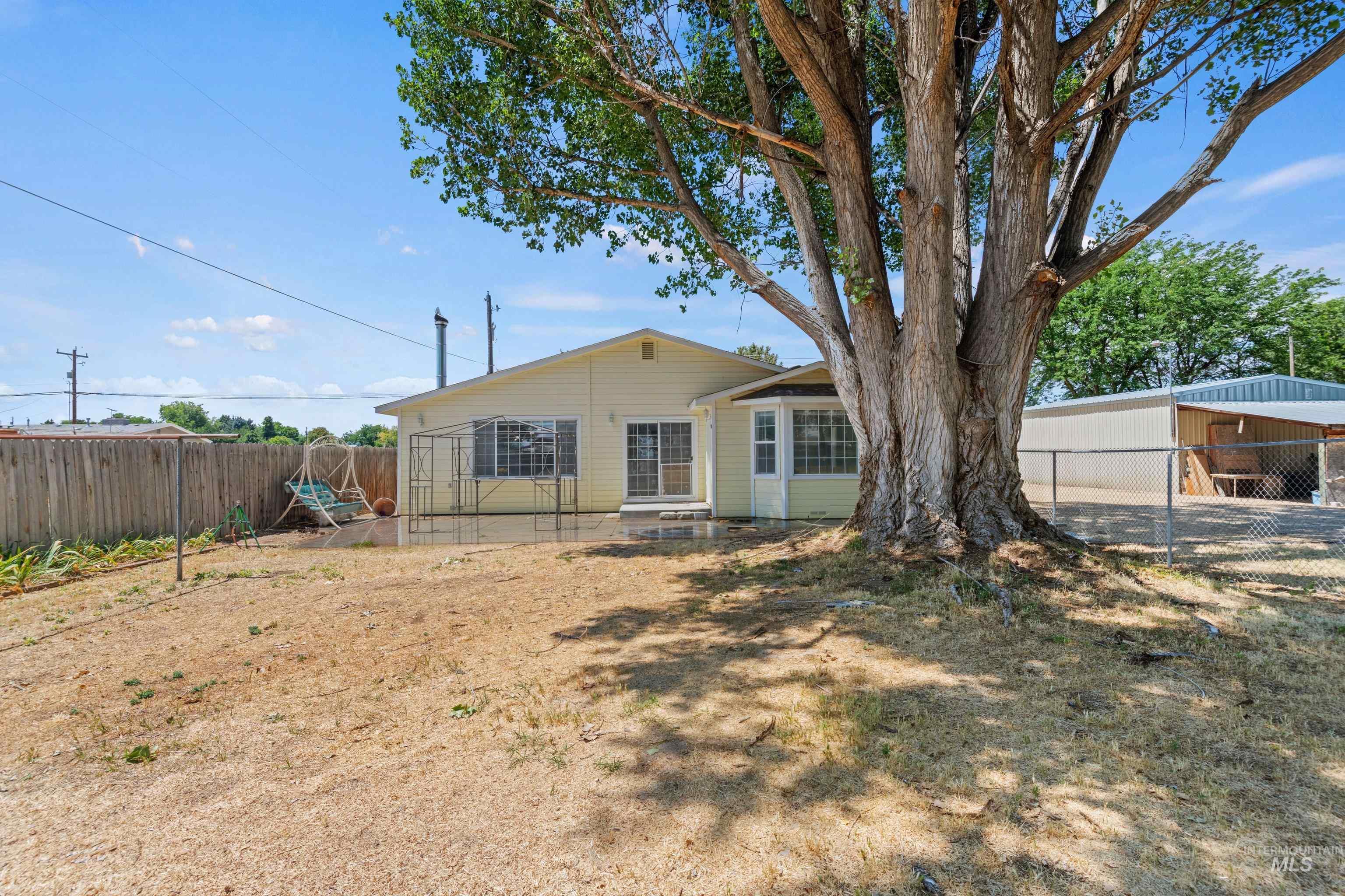 908 N Middleton Rd. Property Photo 5