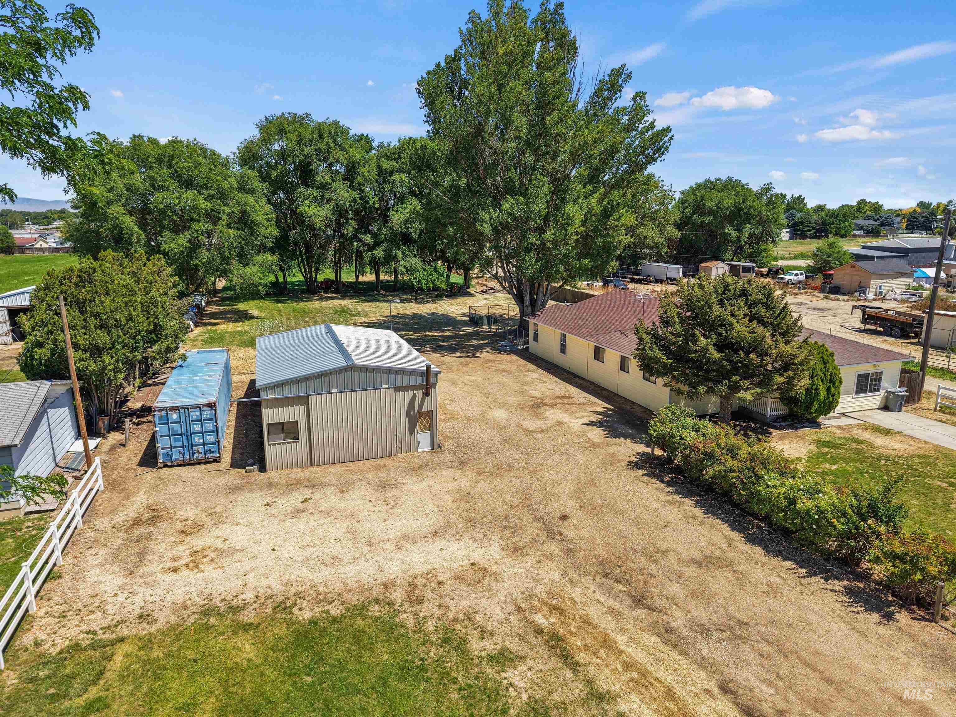 908 N Middleton Rd. Property Photo 9