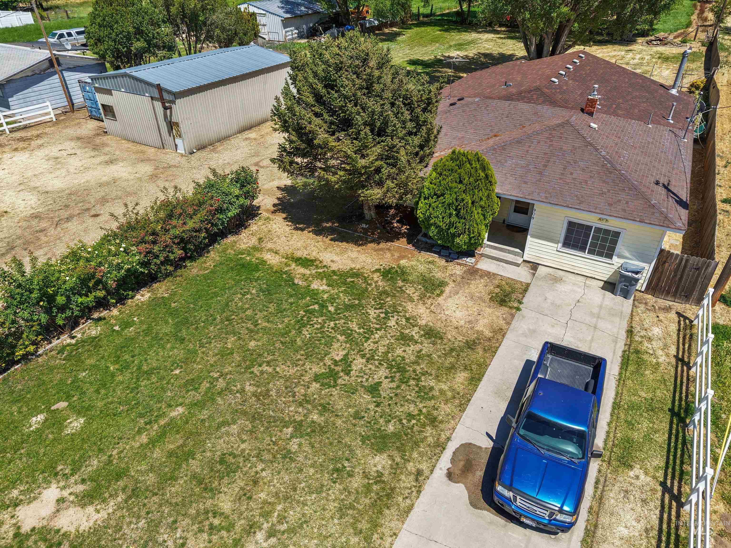 908 N Middleton Rd. Property Photo 12