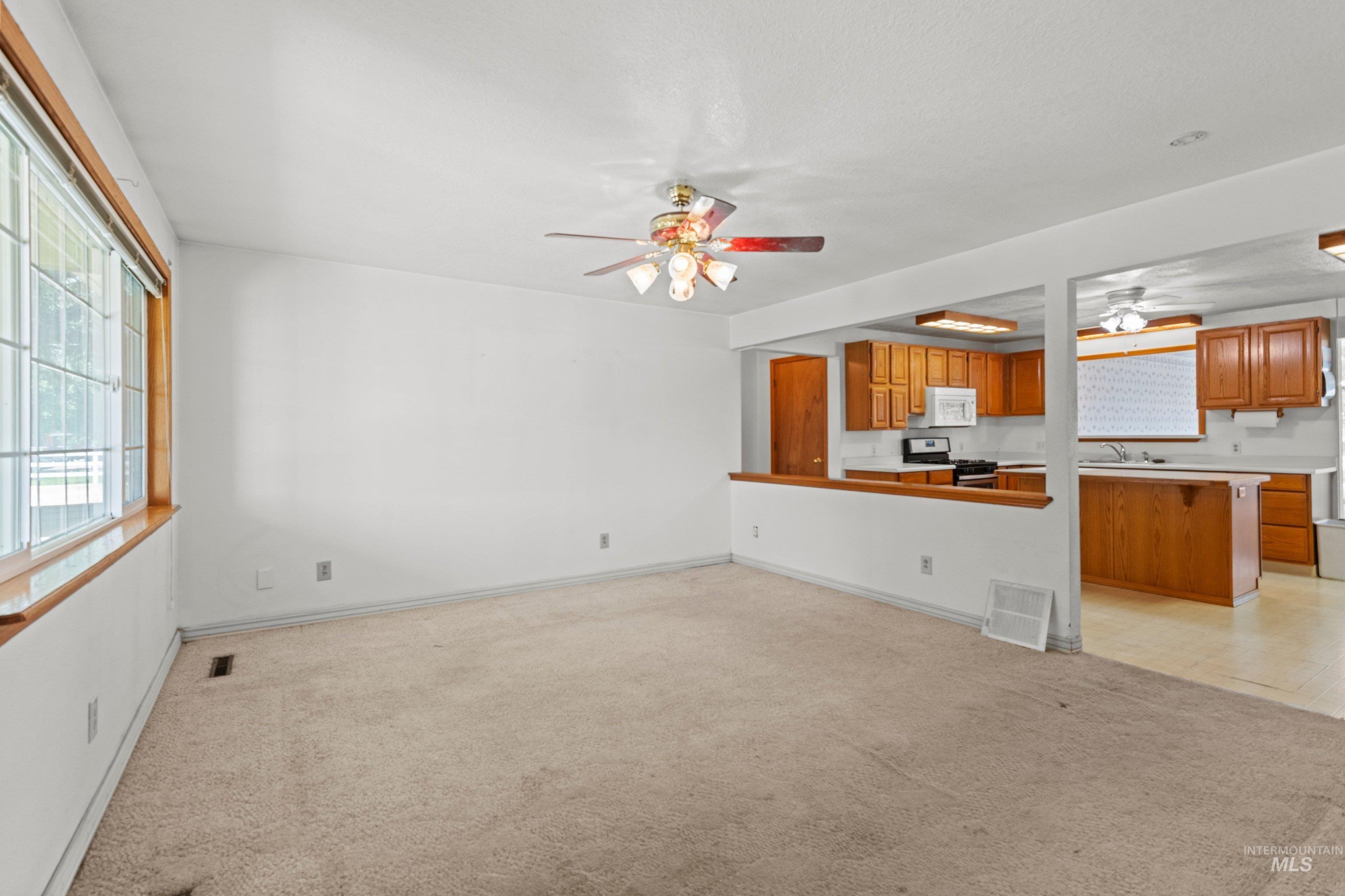 908 N Middleton Rd. Property Photo 18