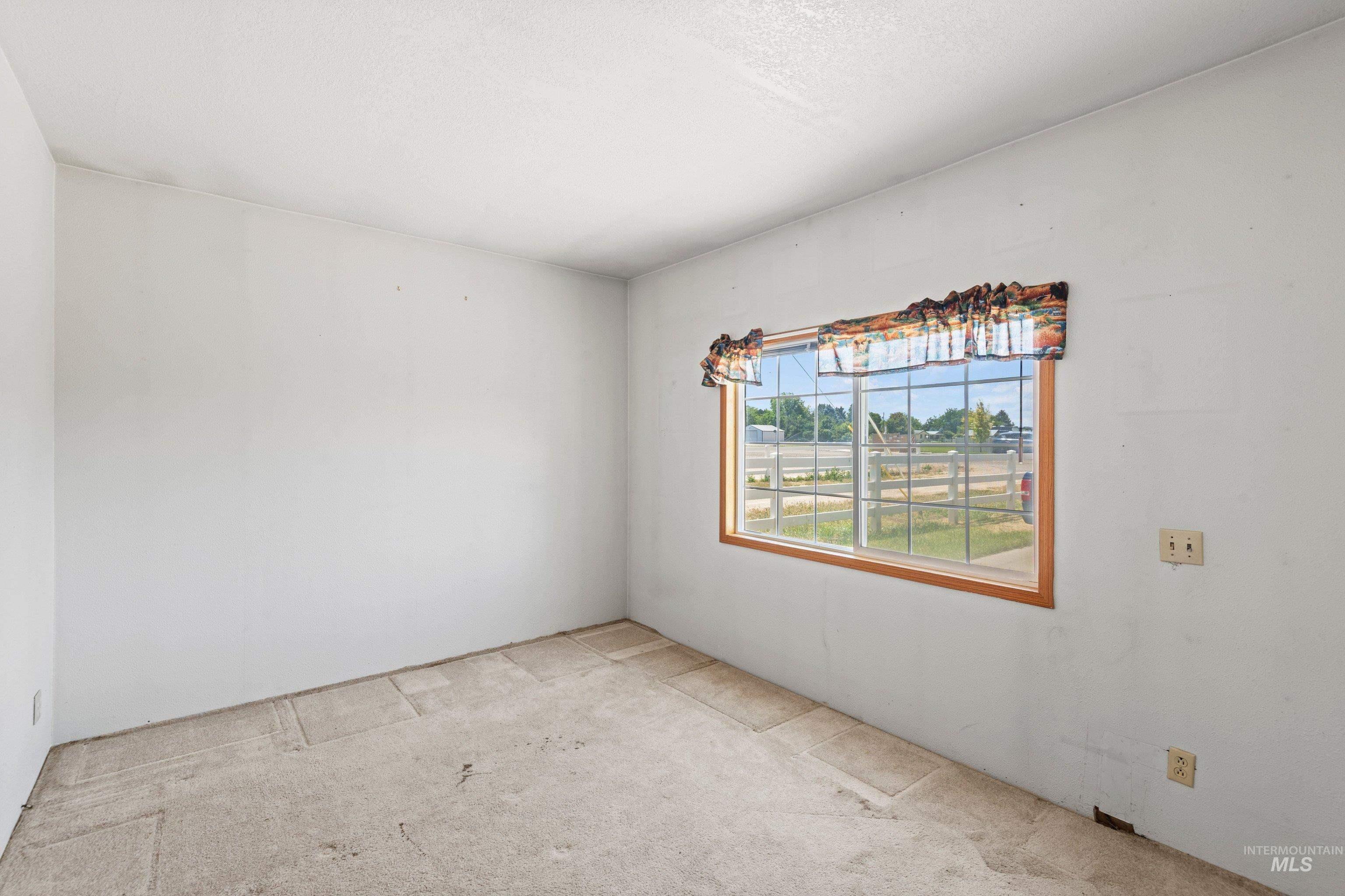 908 N Middleton Rd. Property Photo 32