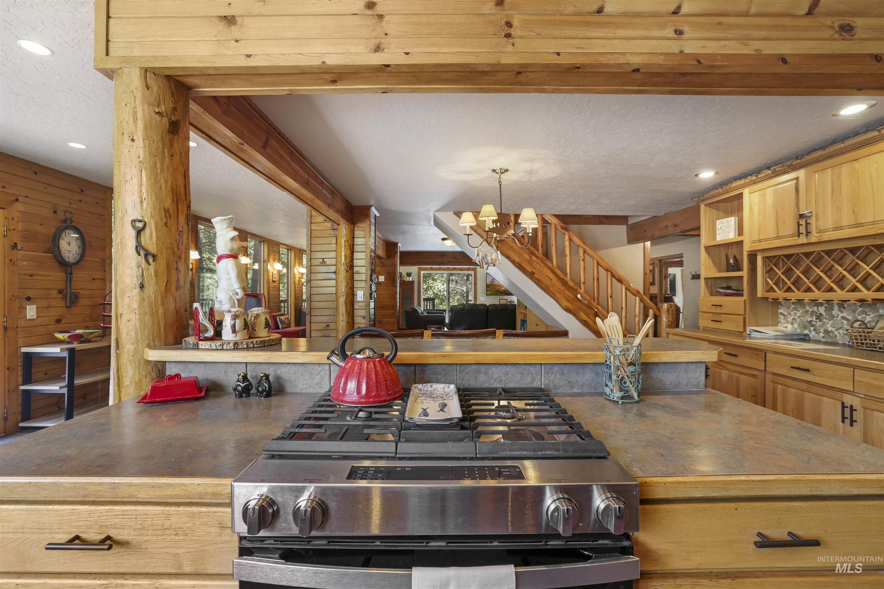 224 E Hoalst Property Photo 11